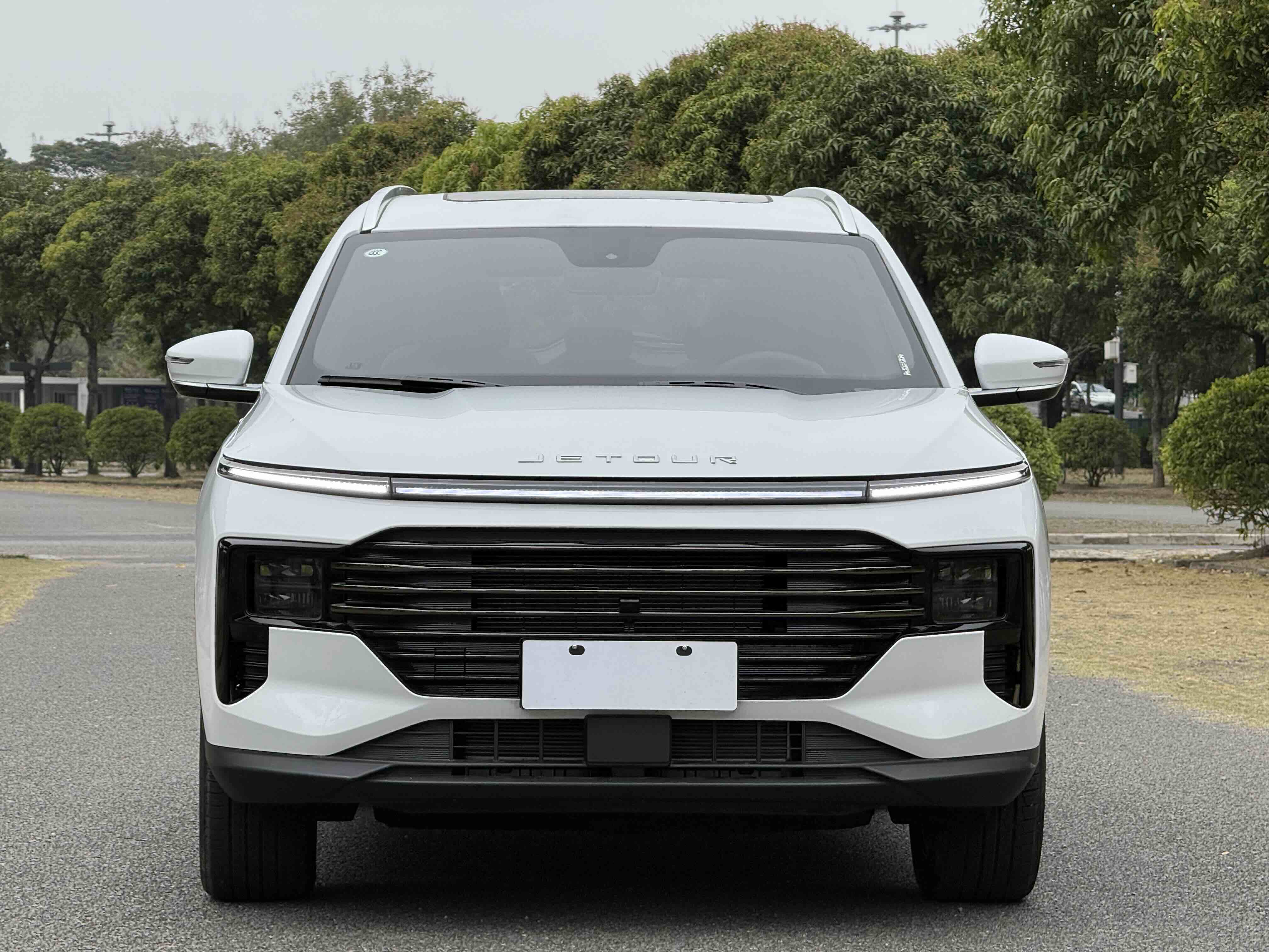 Jetour X70 PLUS 2026 car image #3