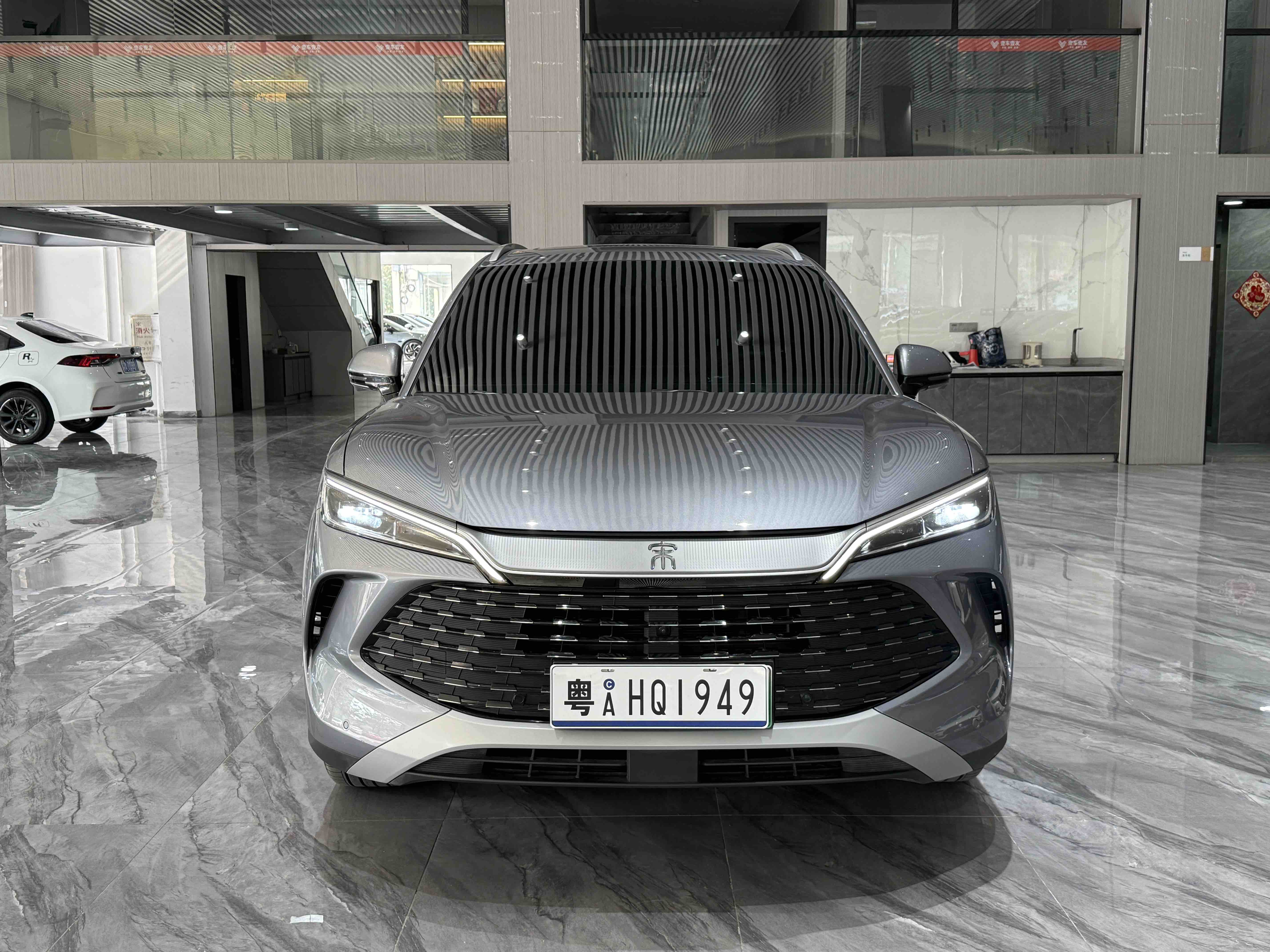 BYD SongL DM-i 2024 car image #3
