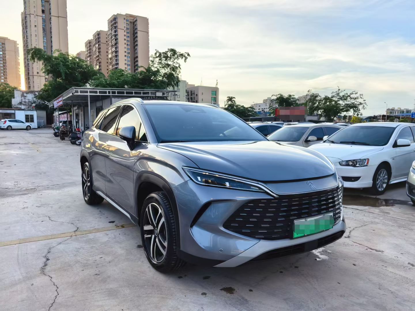 BYD SongL DM-i 2024 car image #3