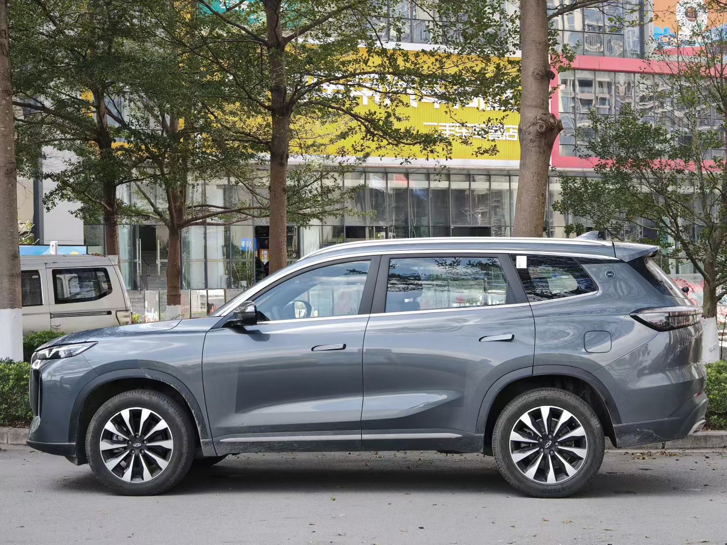 奇瑞 瑞虎8 PLUS 2025 汽车图片 #3