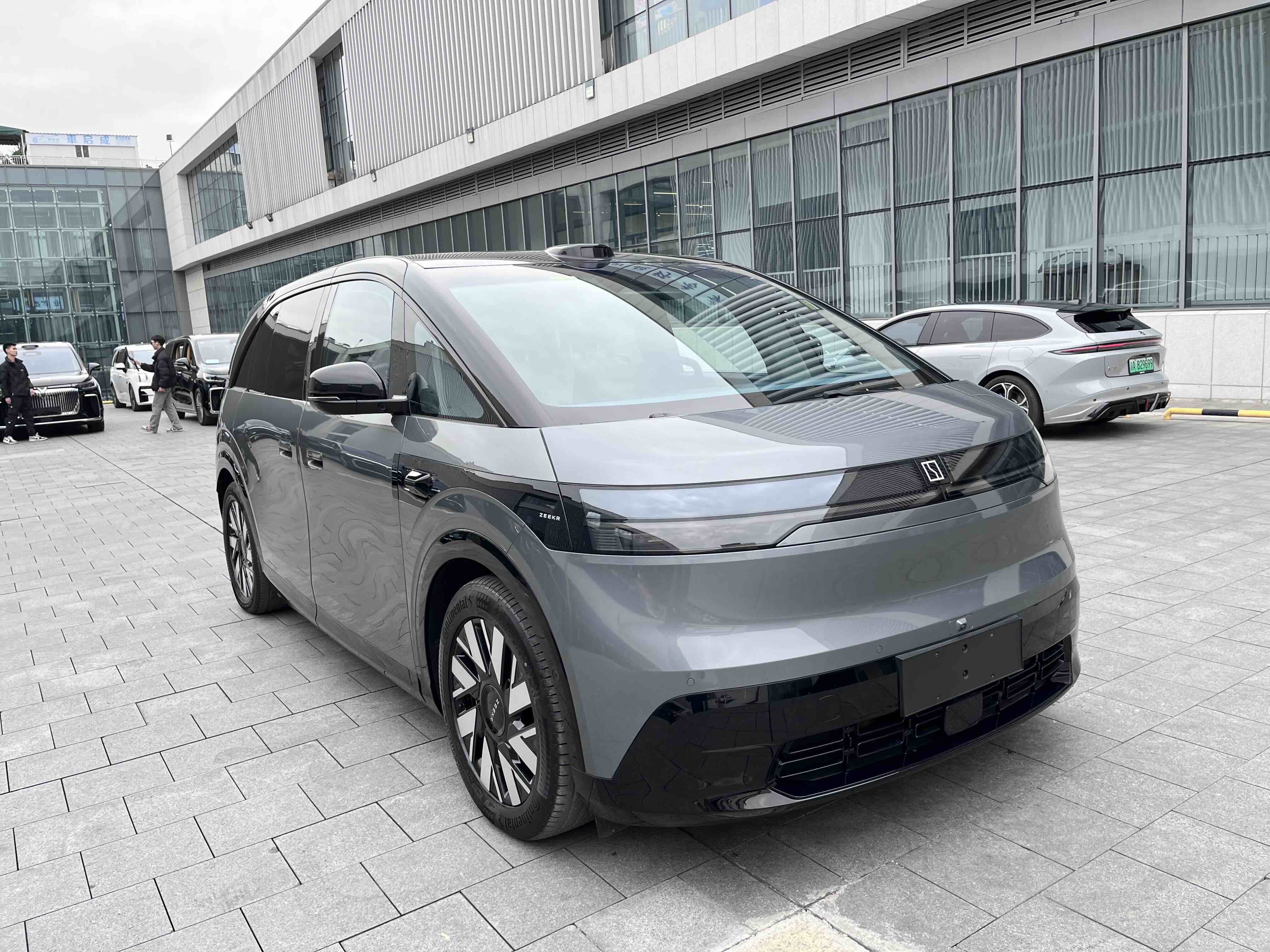 Zeekr MIX 2024 صورة سيارة #3