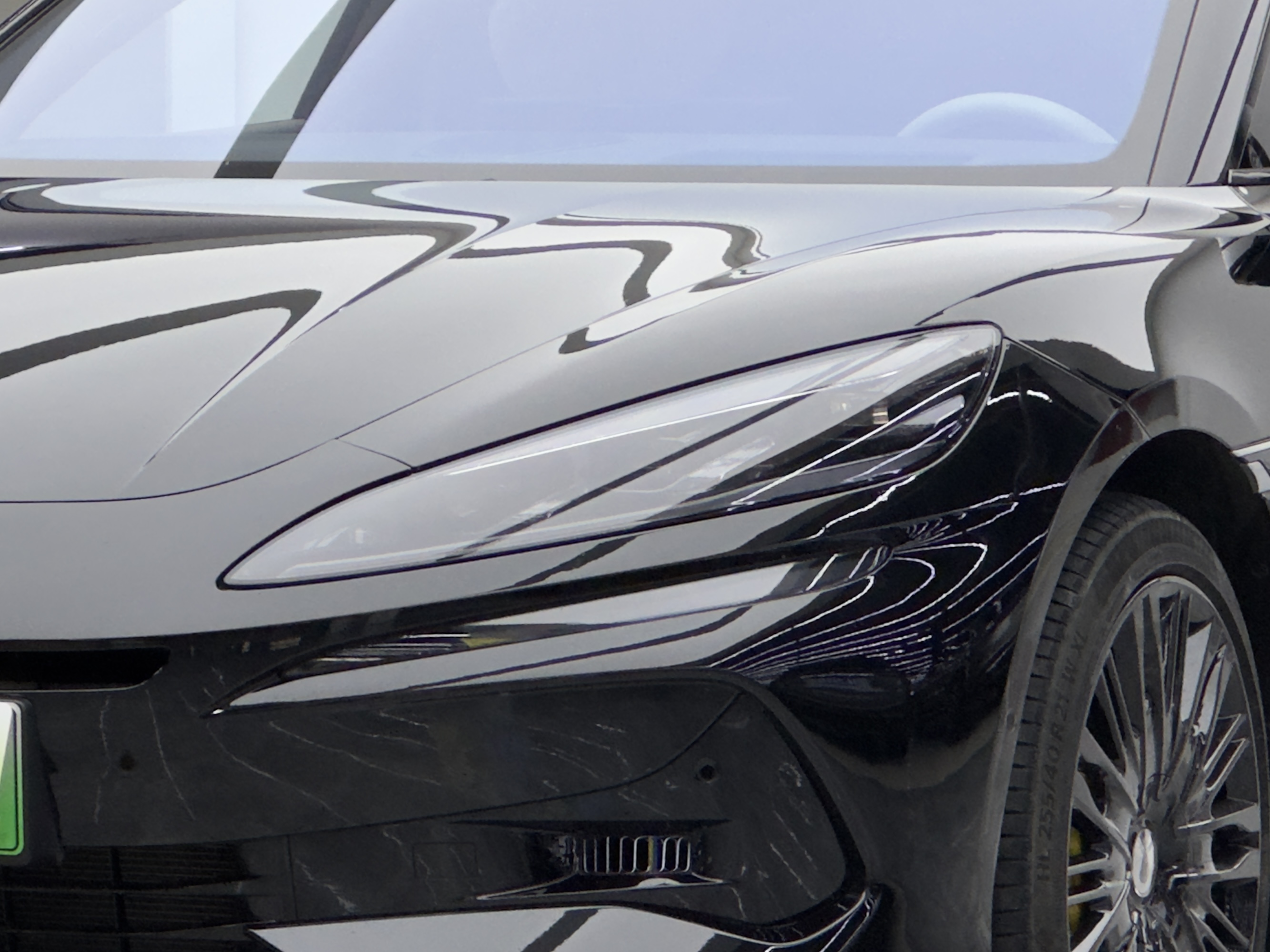 Denza Z9GT 2025 #3 Denza Z9GT 2025 car image #3