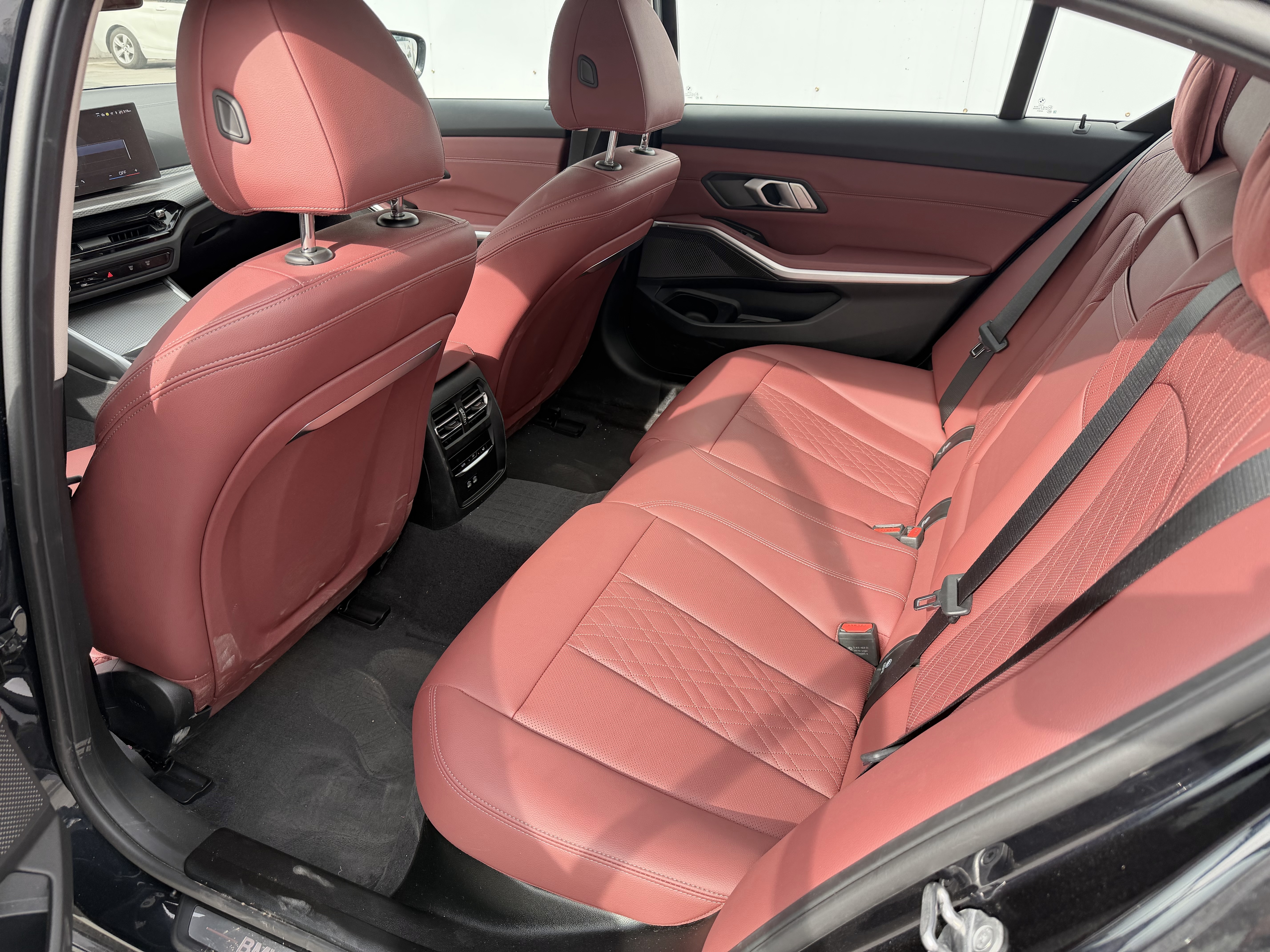 BMW i3 2024 imagen de coche #3