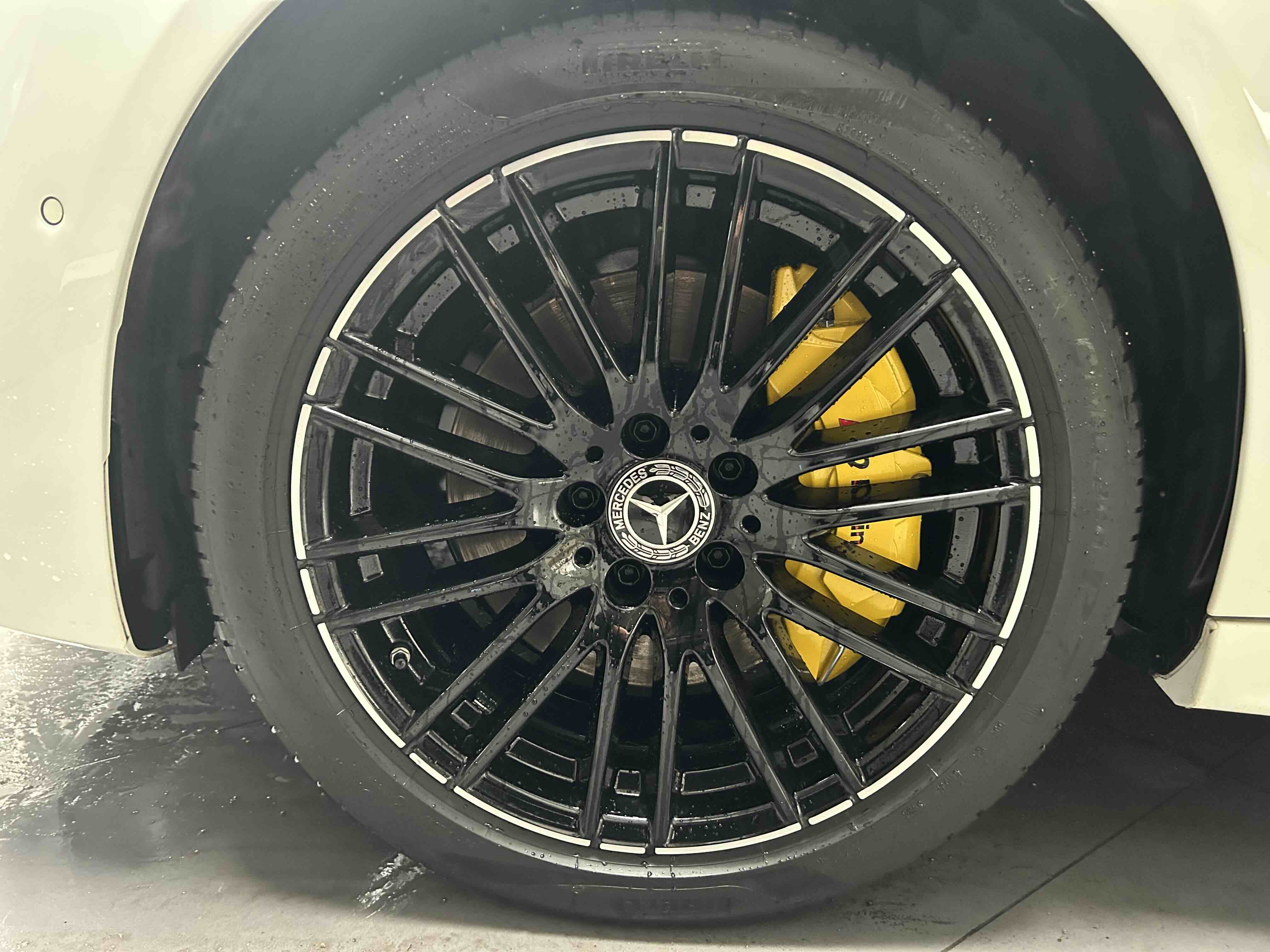 Mercedes-Benz C Class 2024 car image #3