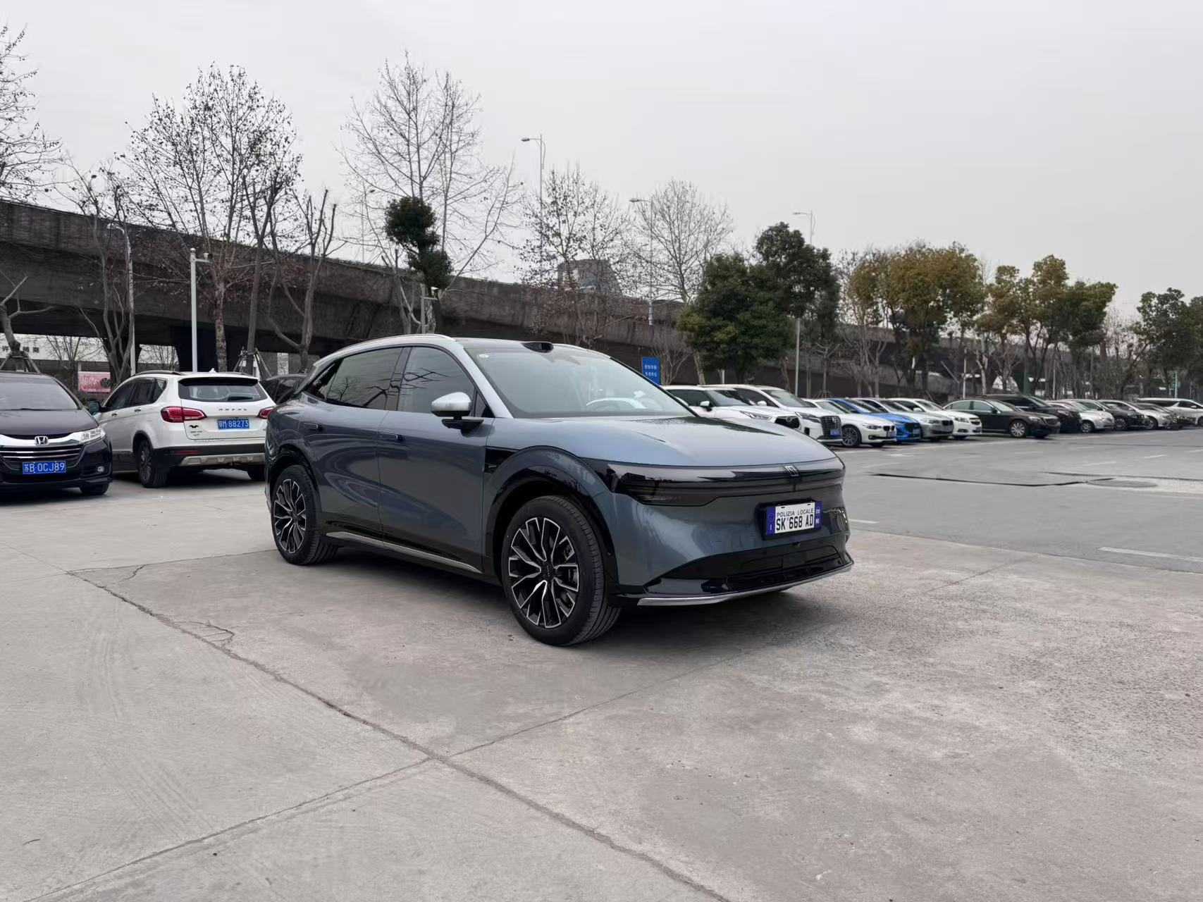 Zeekr 7X 2026 car image #3