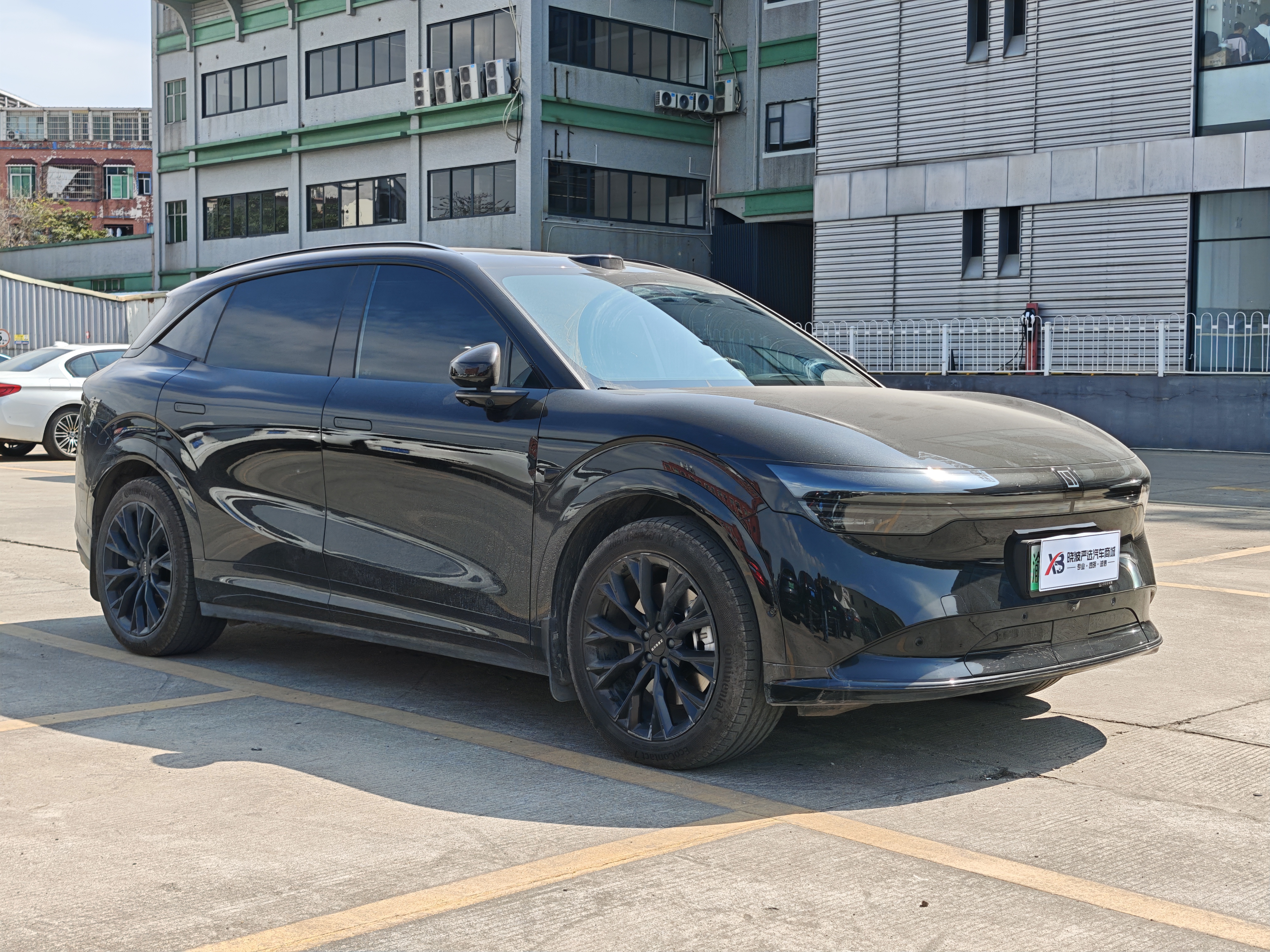 Zeekr 7X 2024 car image #3