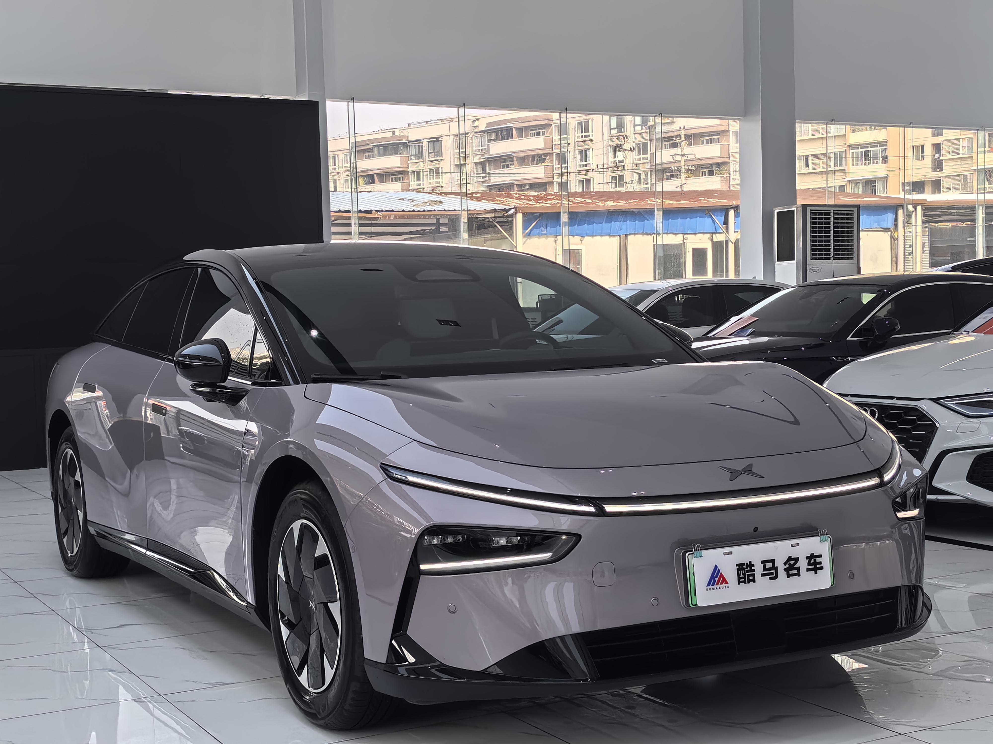 Xpeng P7+ 2025 car image #3