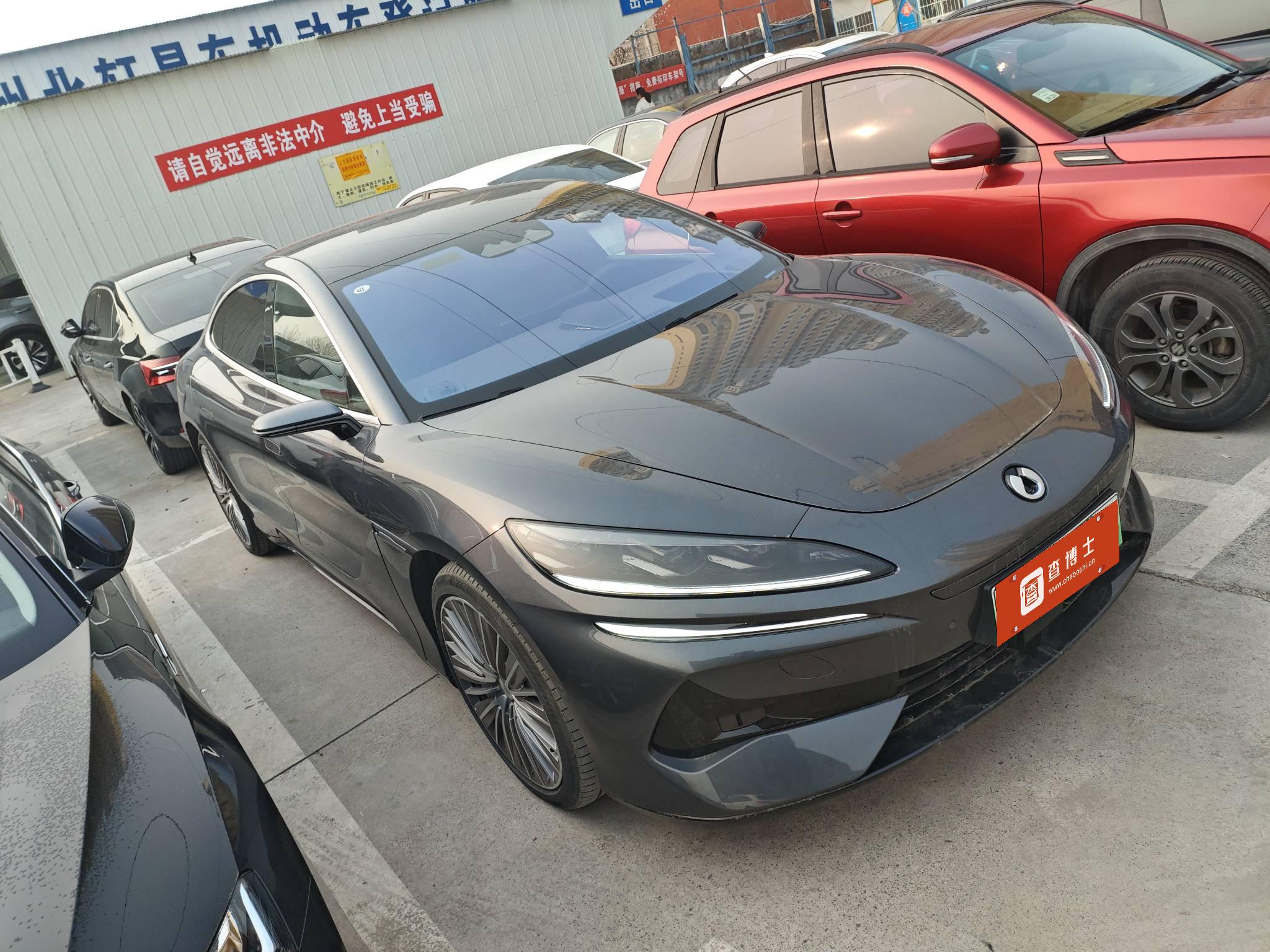 Denza Z9 2024 imagem de carro #3