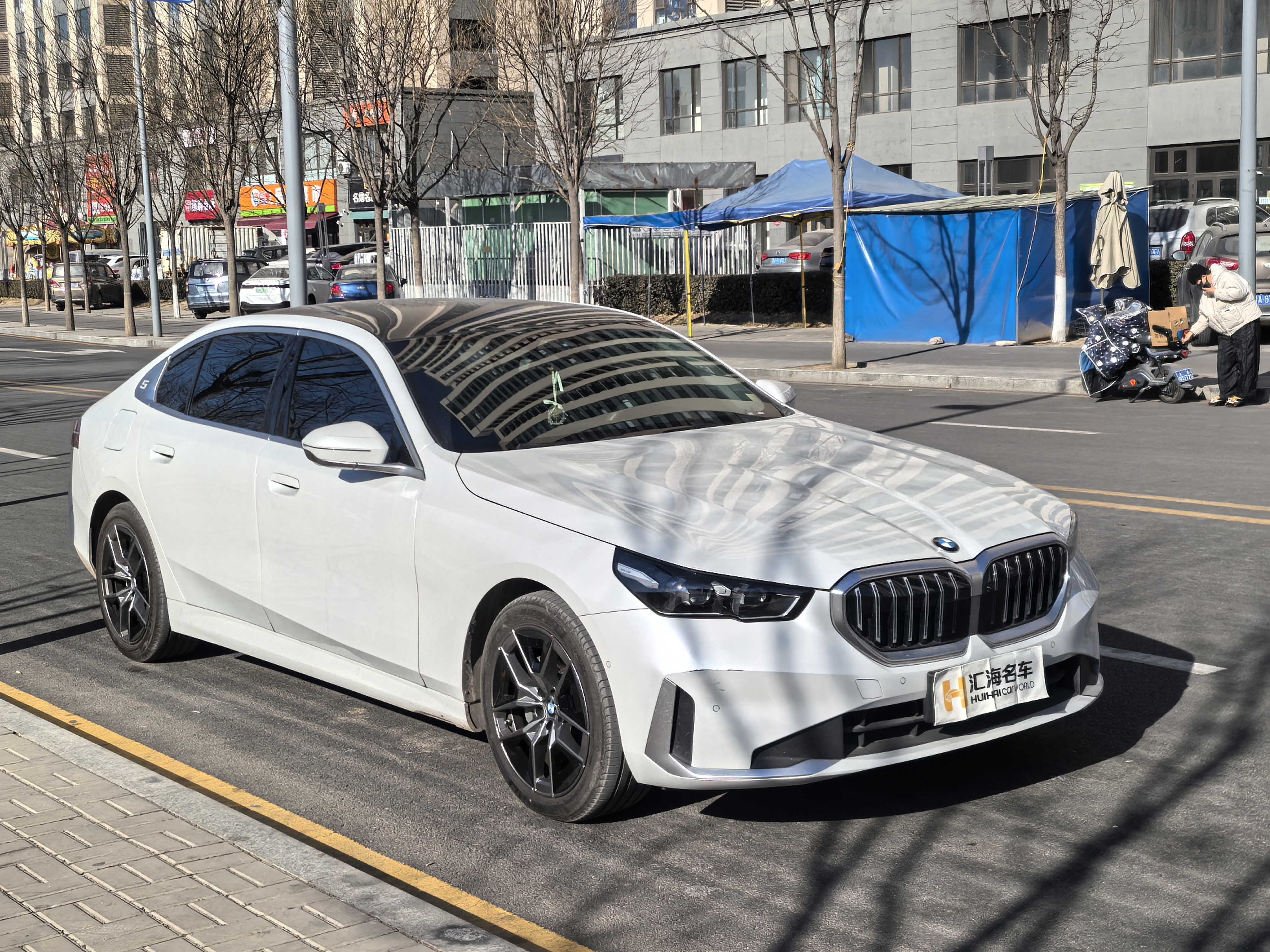 BMW 5 Series 2025 #3 BMW 5 Series 2025 car image #3