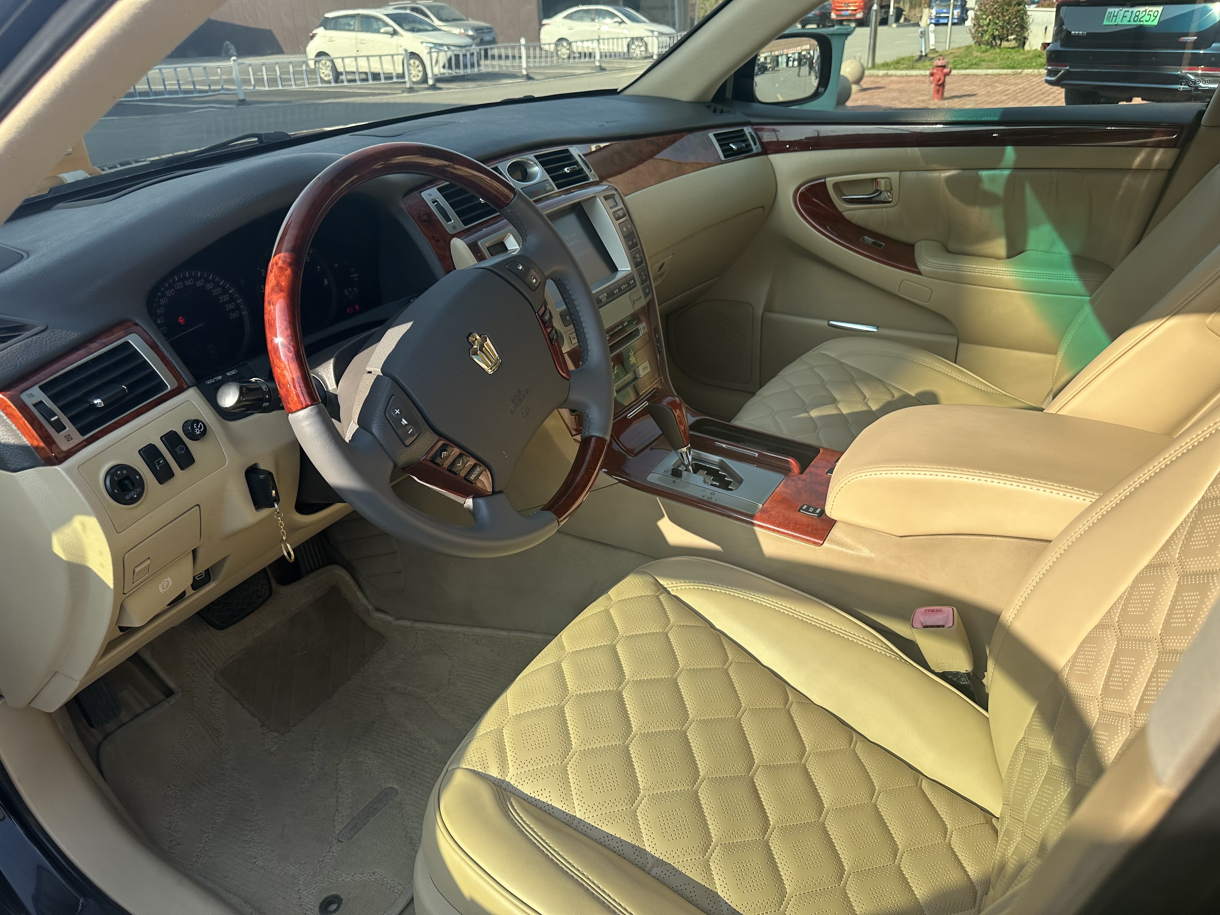 HongQi ShengShi 2008 #3 HongQi ShengShi 2008 car image #3