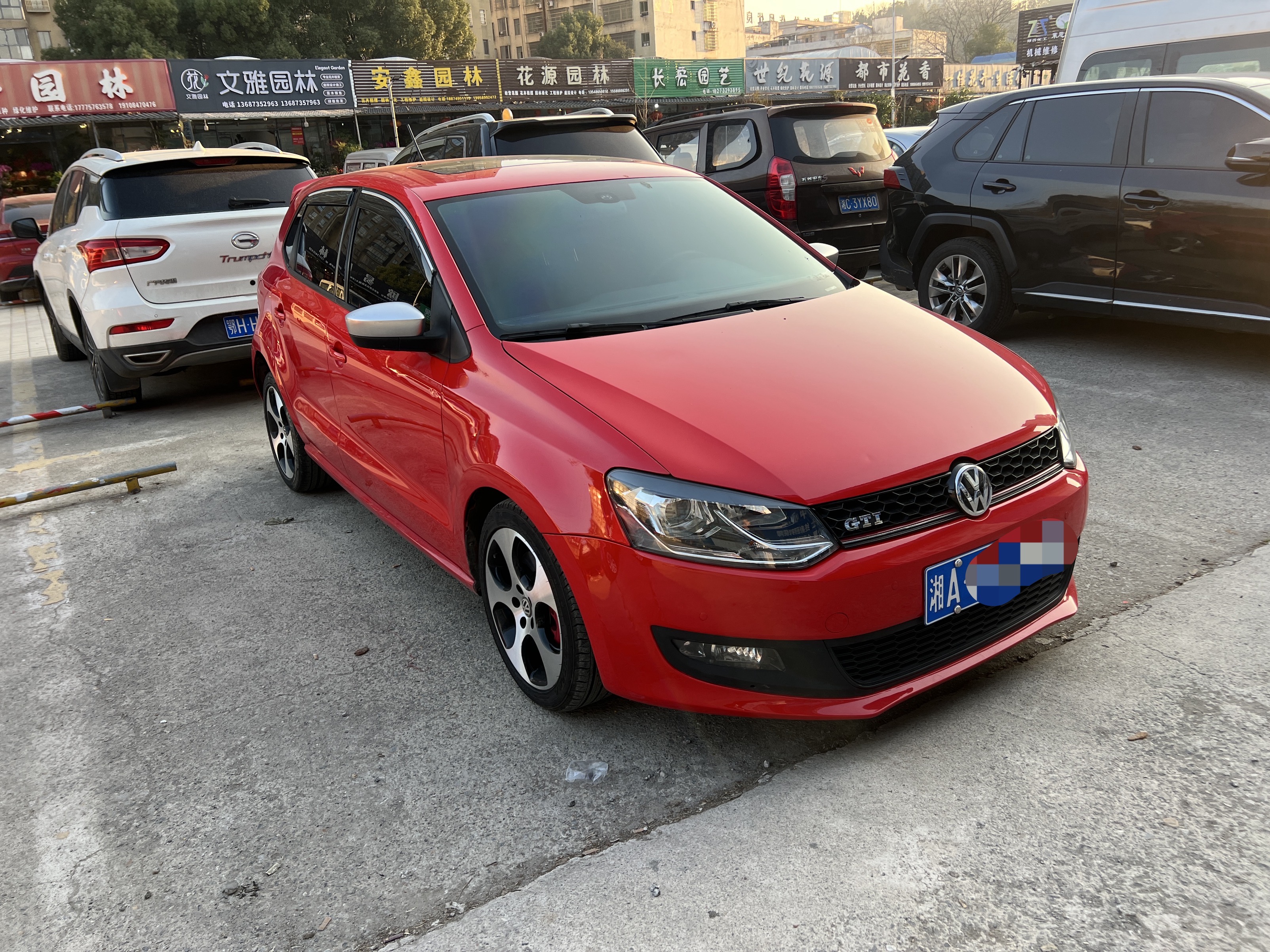 Volkswagen Polo 2014 car image #3