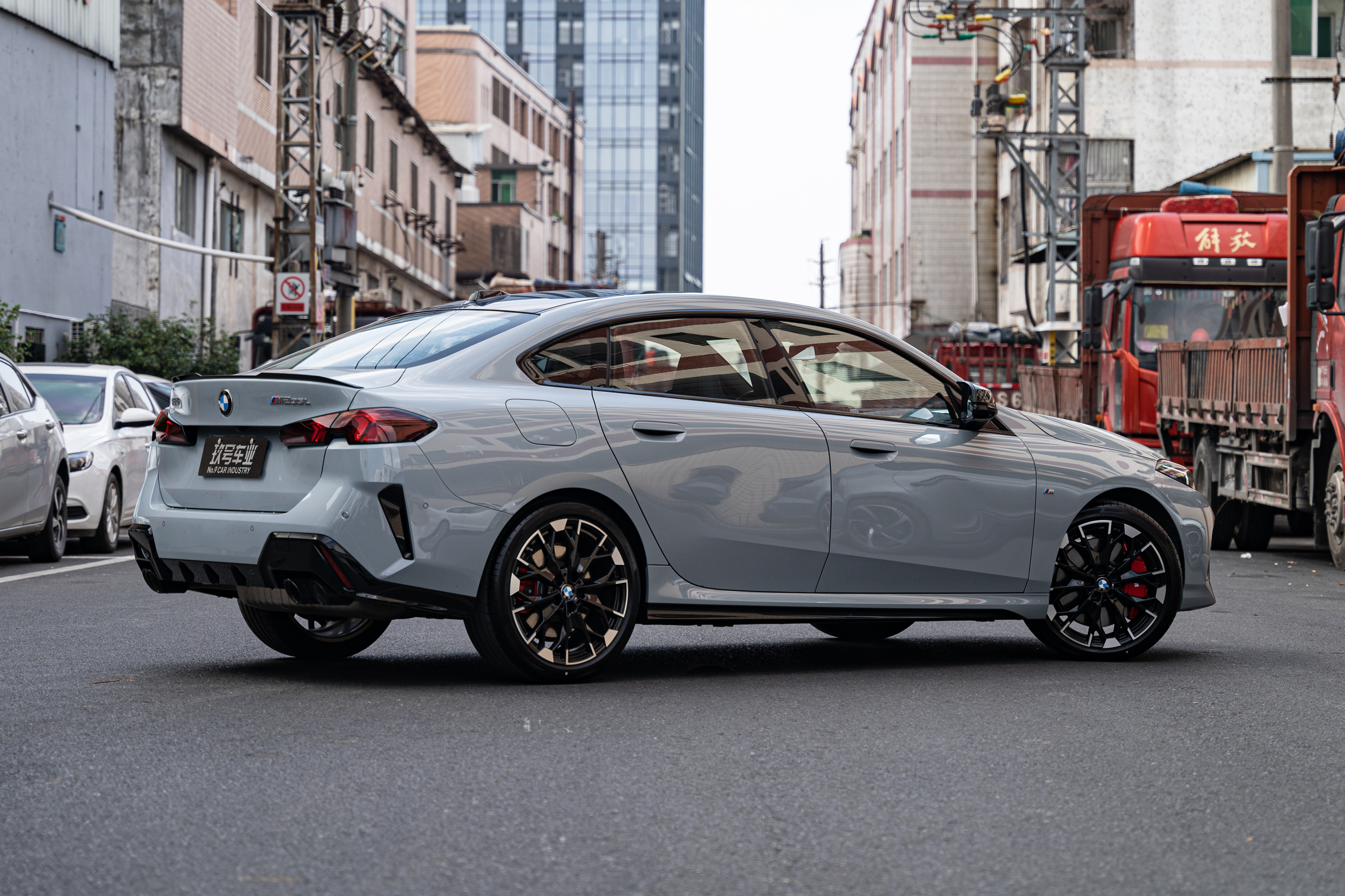 BMW M235L 2025 car image #3