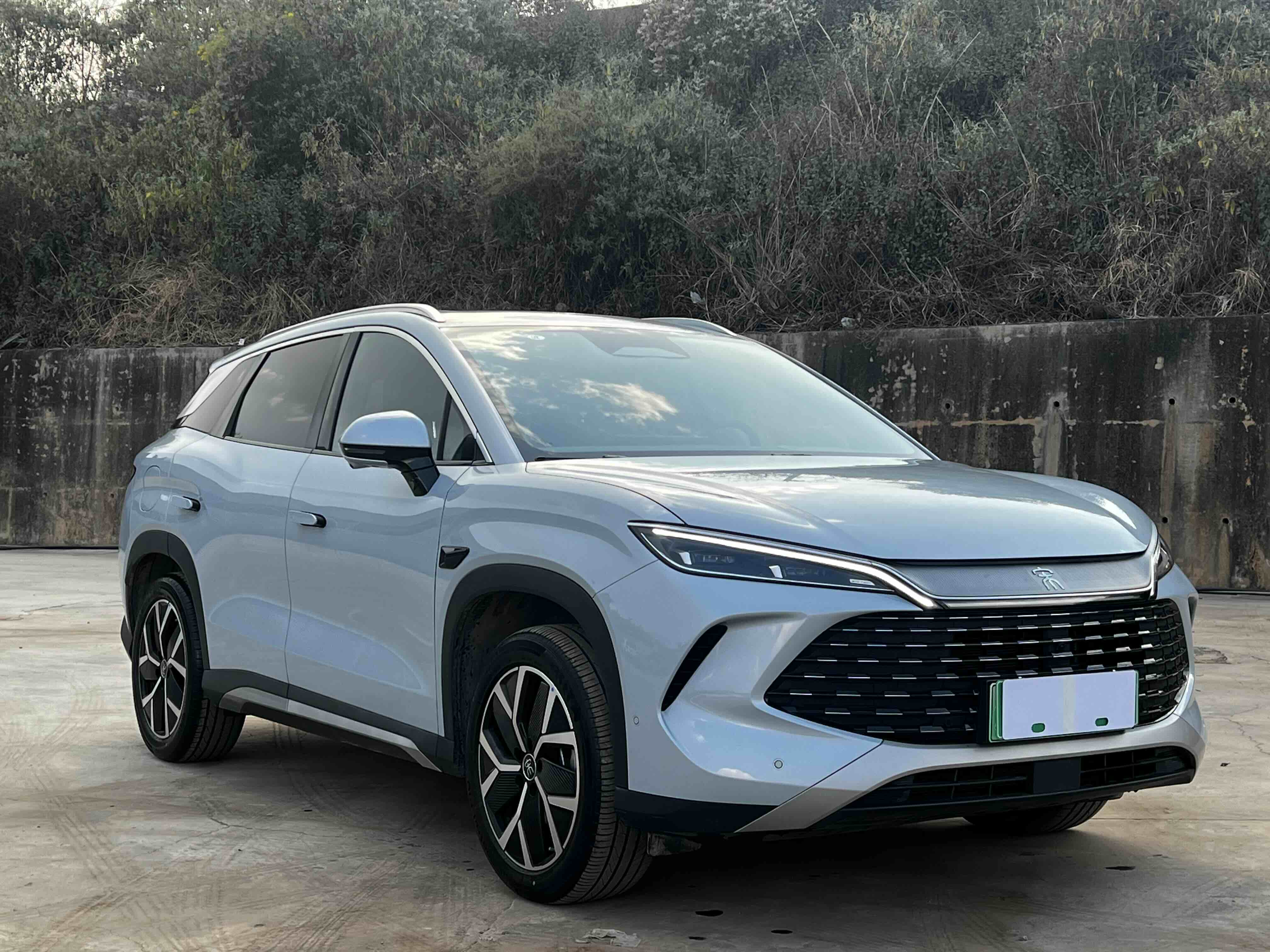 BYD SongL DM-i 2025 car image #3