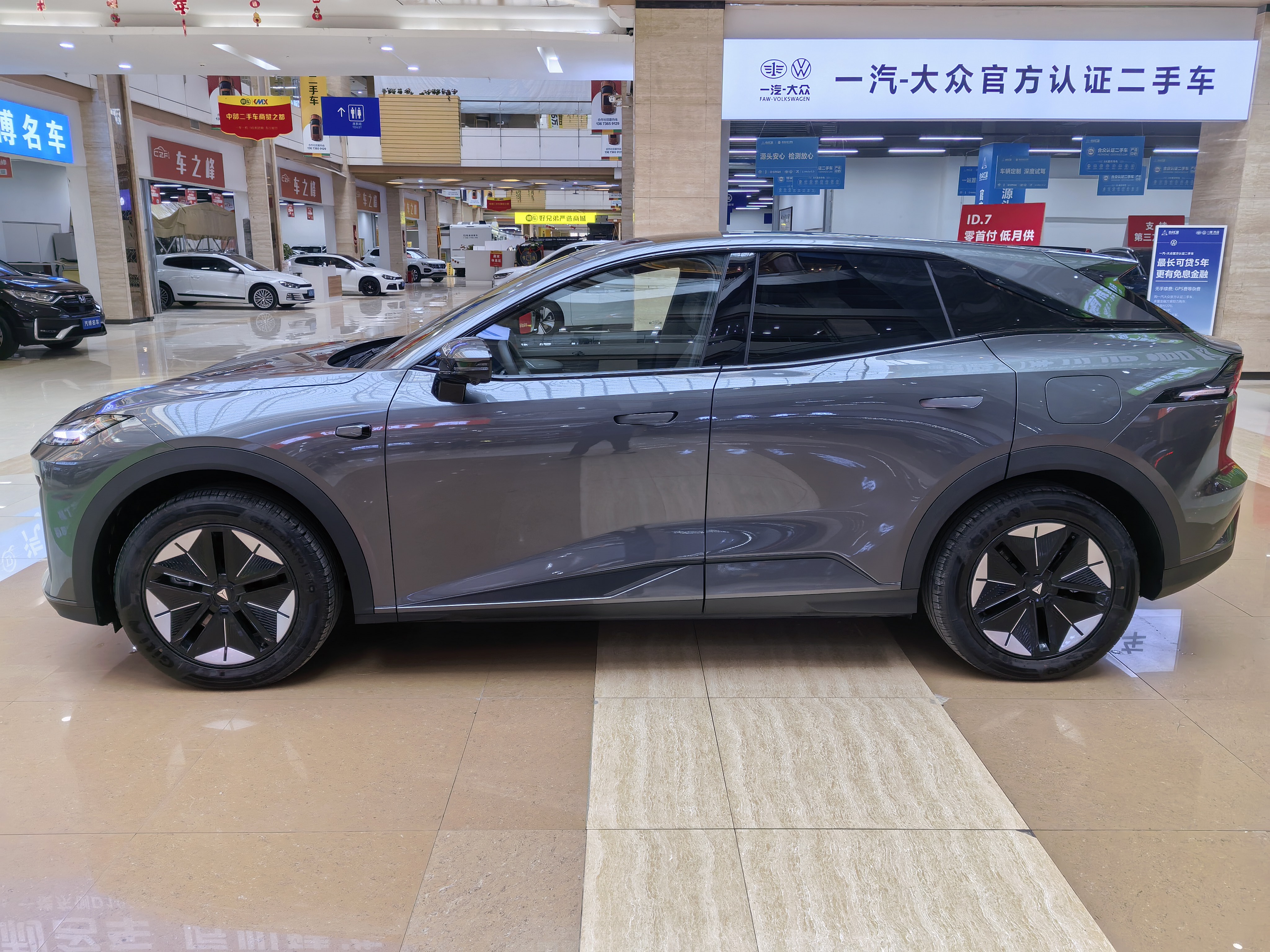 Deepal S07 2025 imagen de coche #3