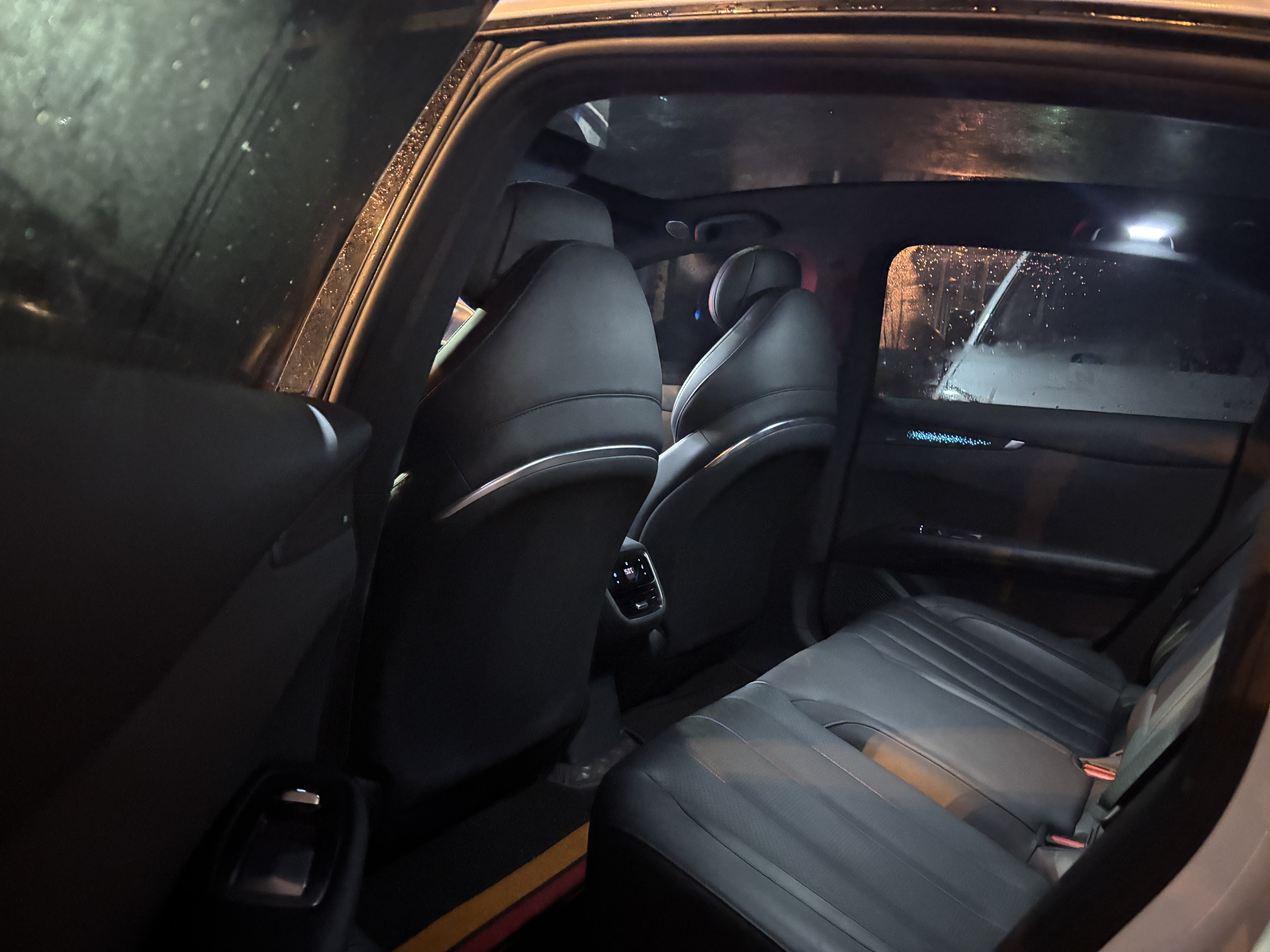 Deepal L07 2025 imagem de carro #3