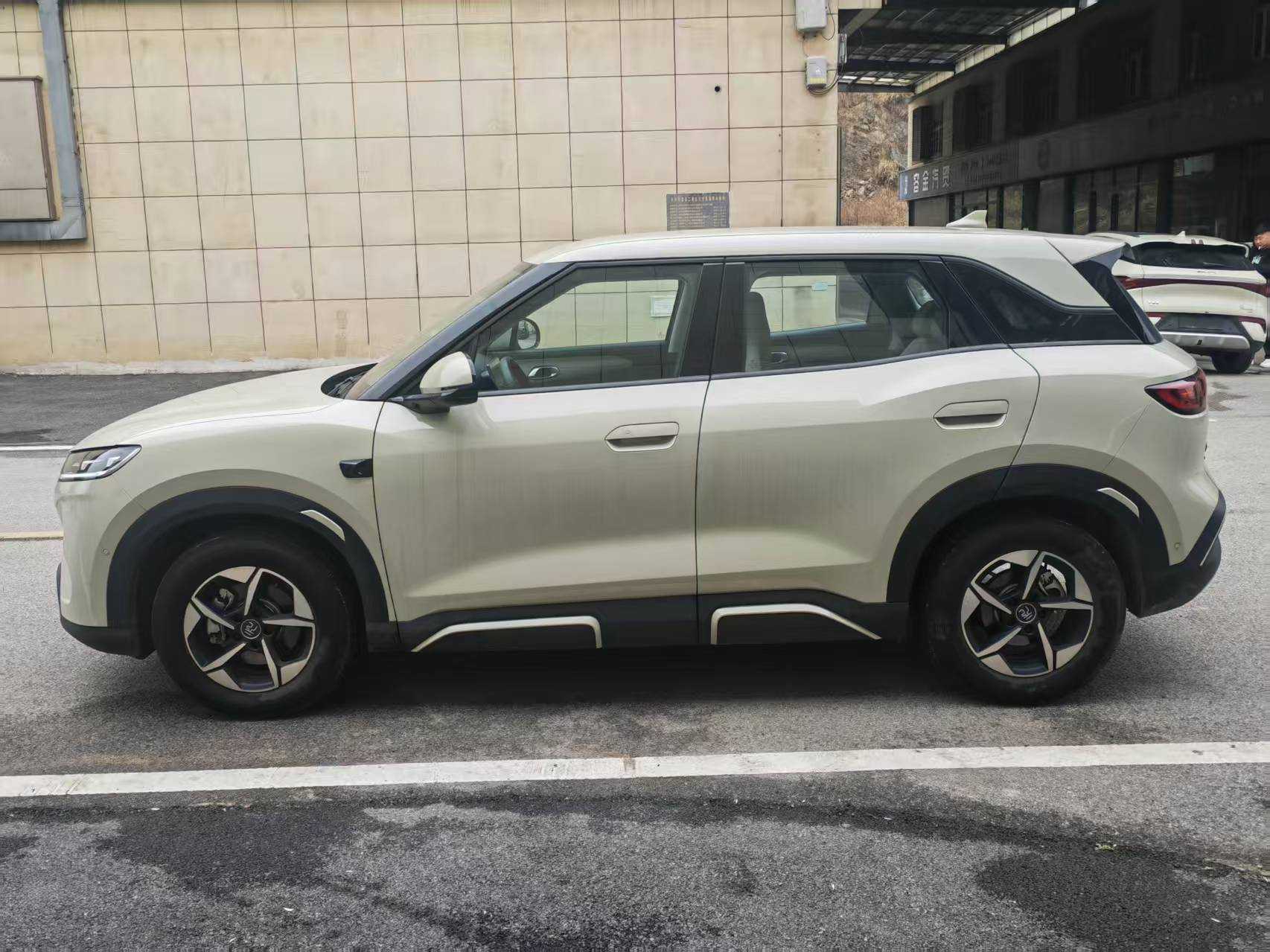 BYD YuanUP 2025 #3 BYD YuanUP 2025 car image #3