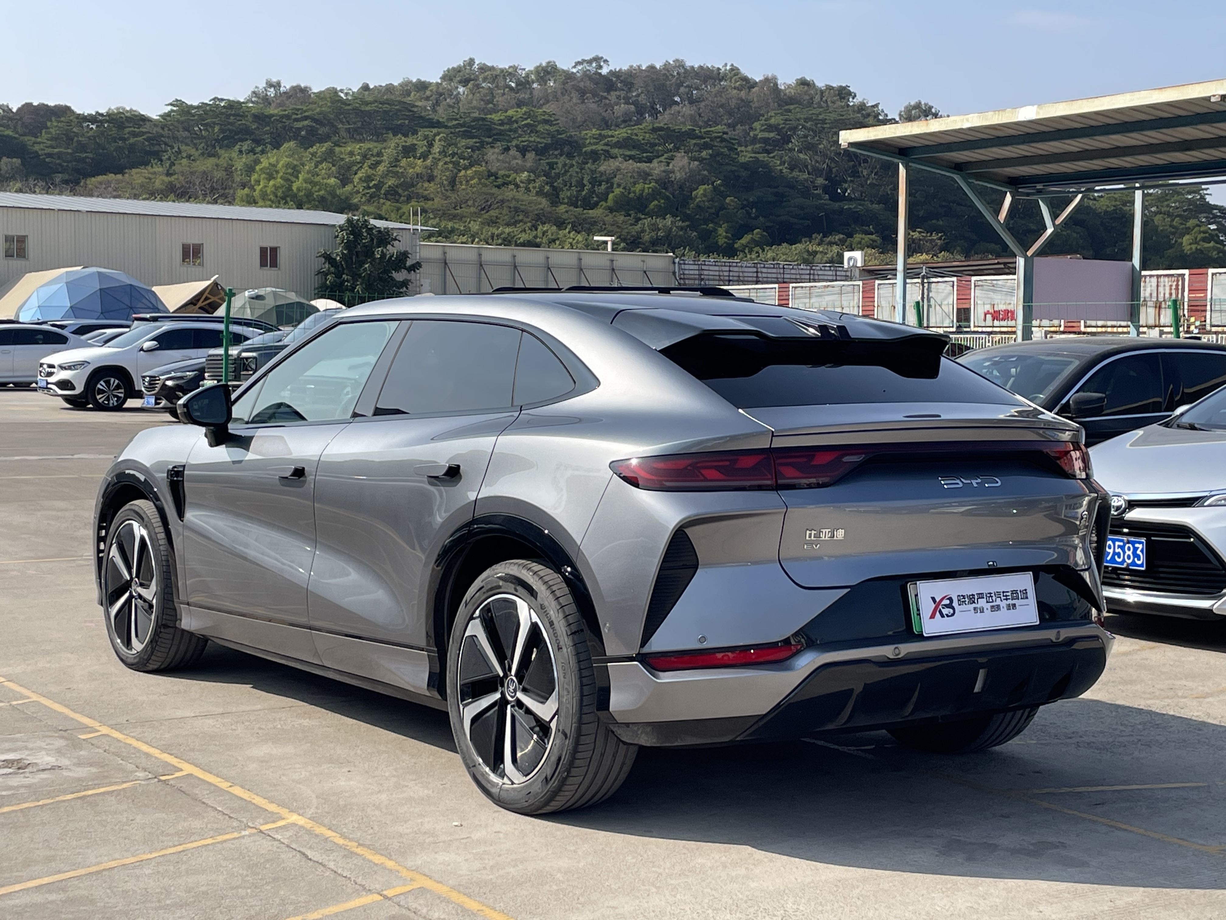 BYD SongL EV 2025 #3 BYD SongL EV 2025 car image #3