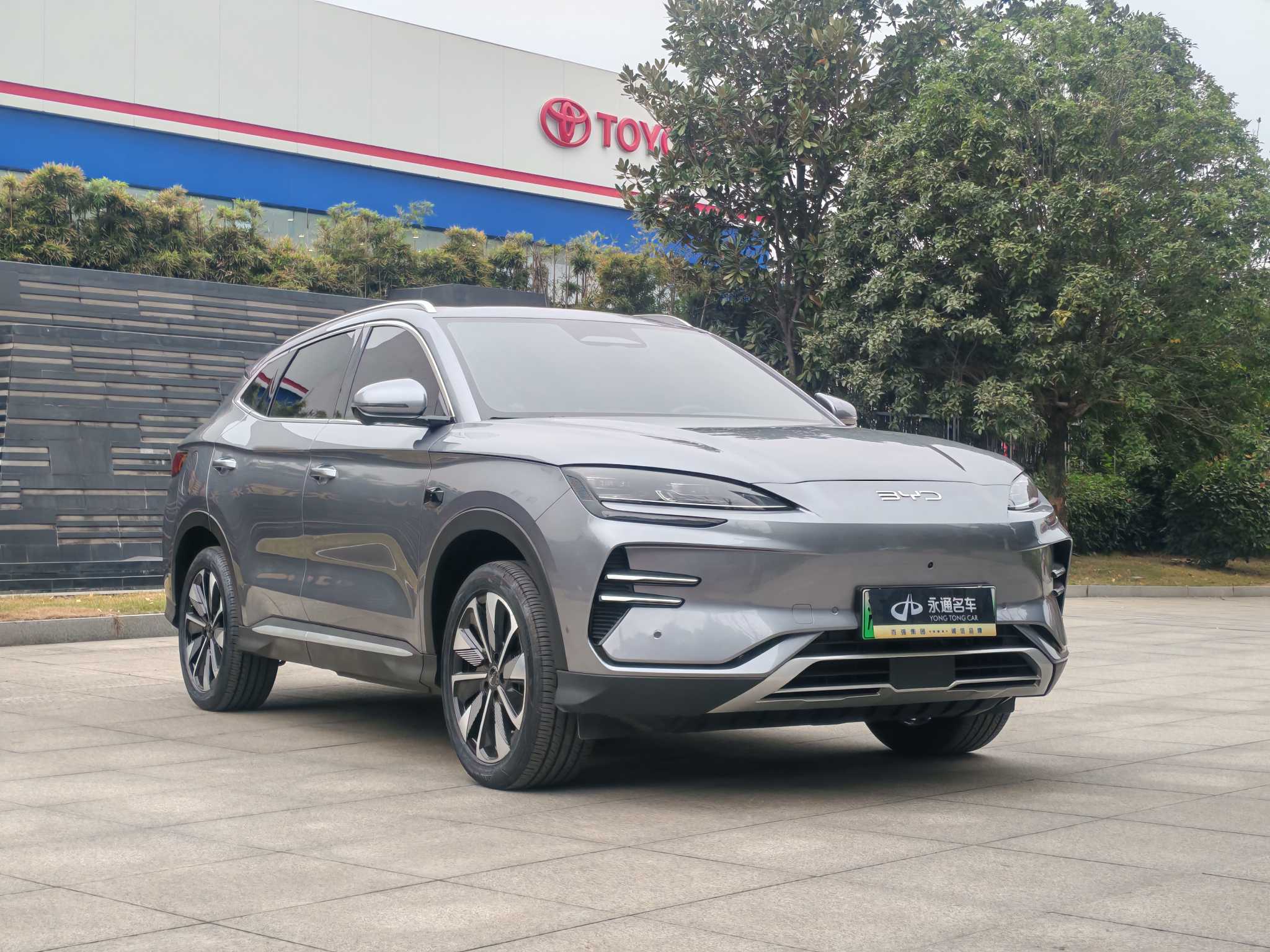 BYD Song Plus New Energy 2025 car image #3