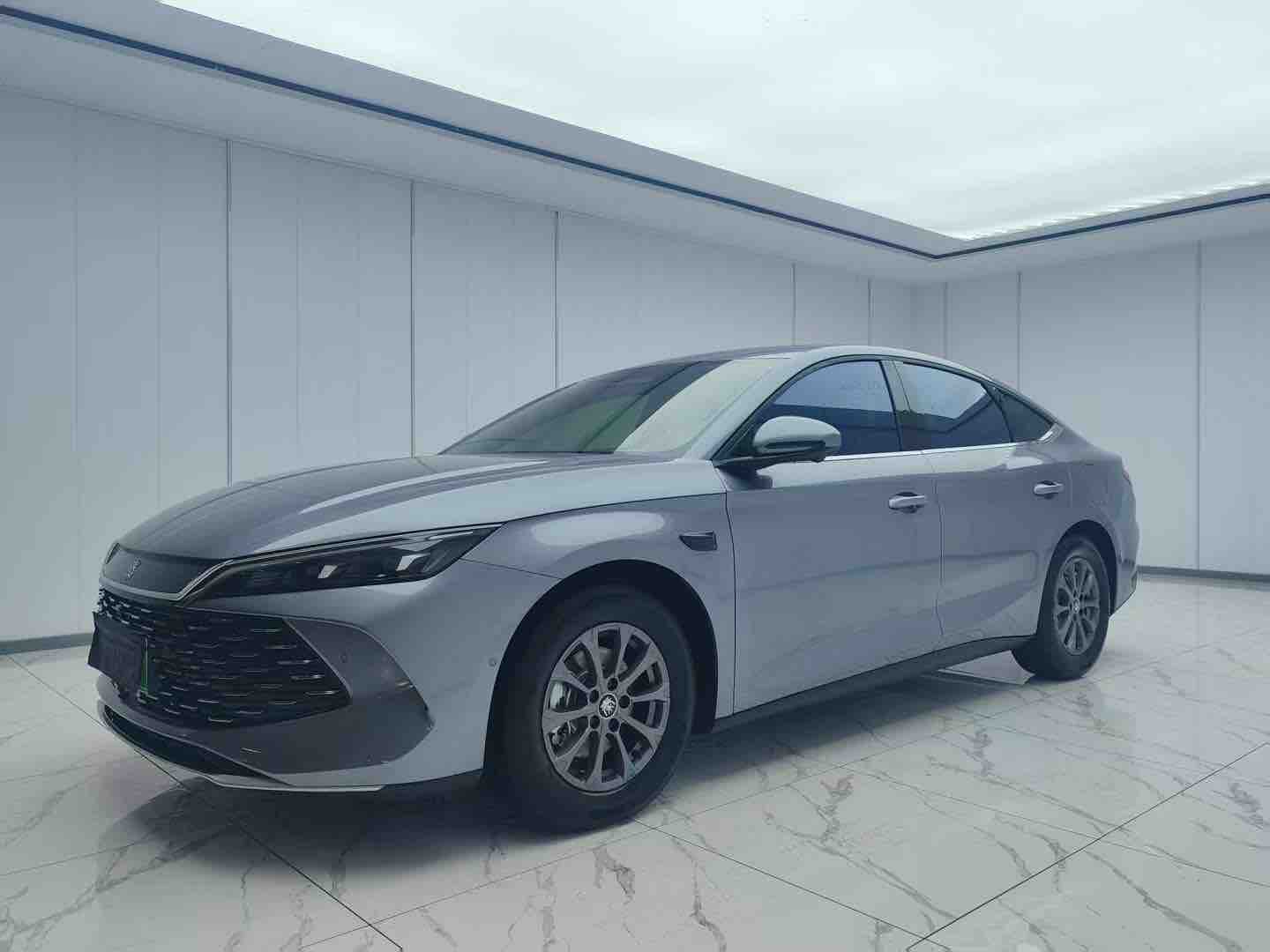 BYD Qin L 2025 car image #3