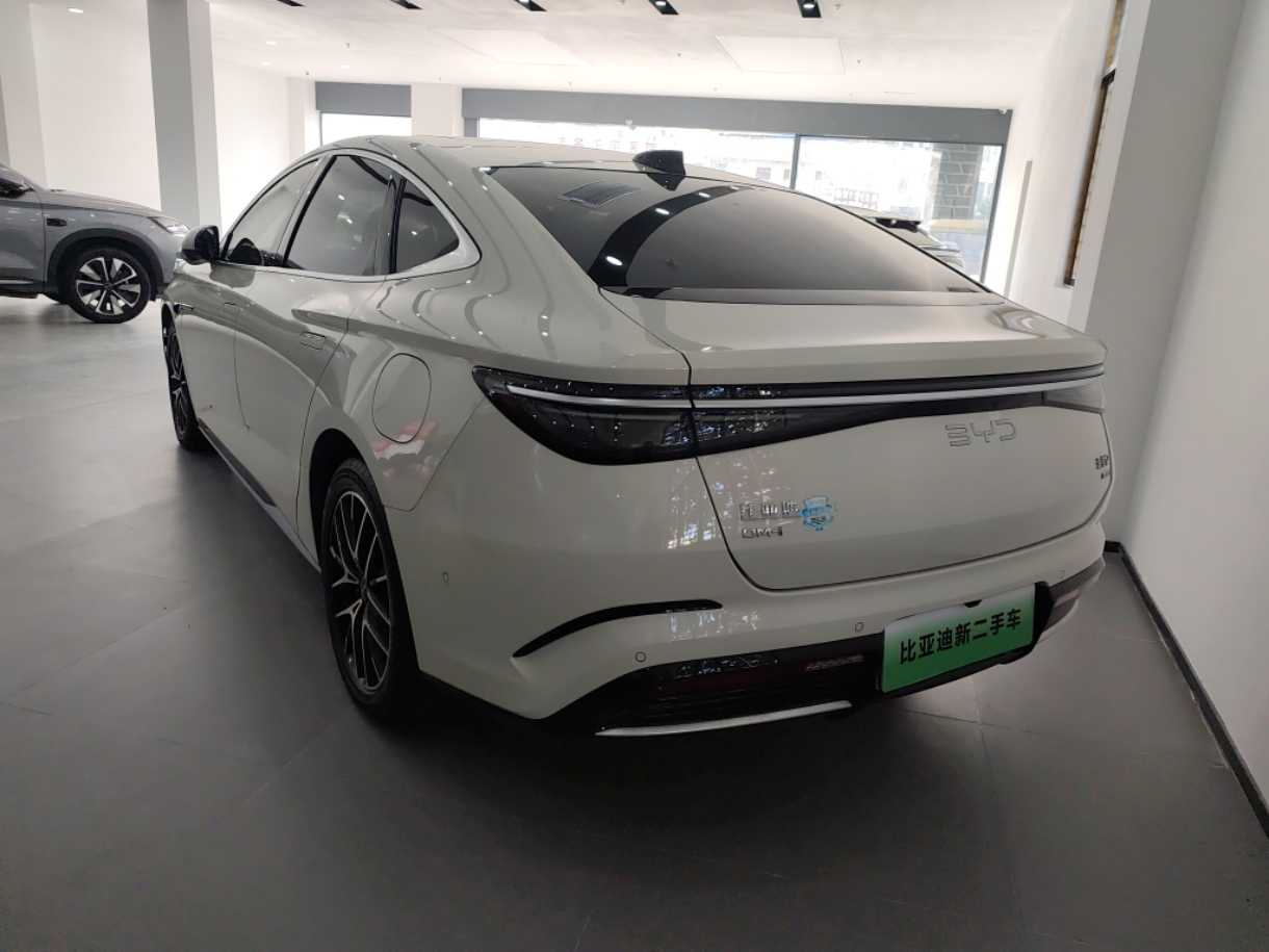 BYD Seal 07 DM-i 2025 car image #3