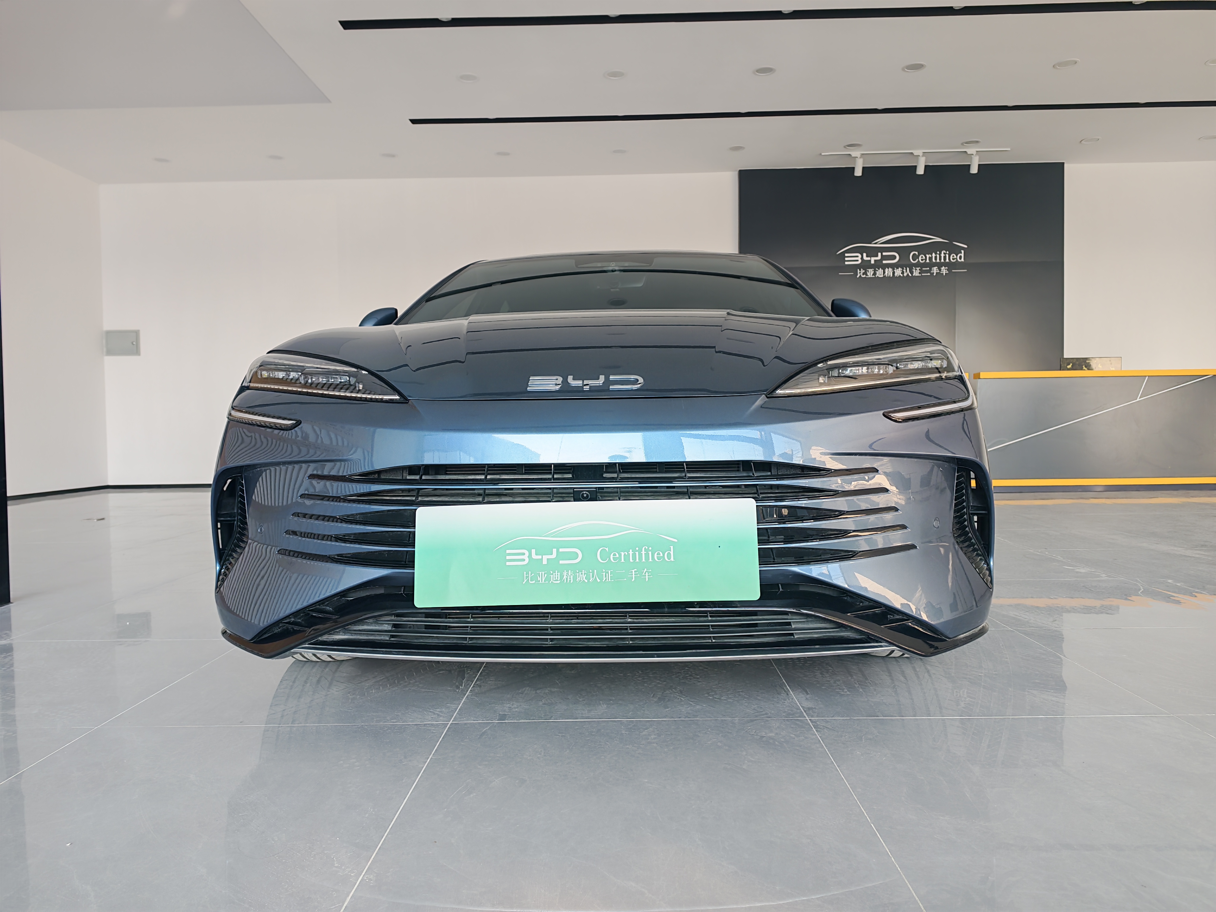 BYD Seal 07 DM-i 2025 immagine di auto #3