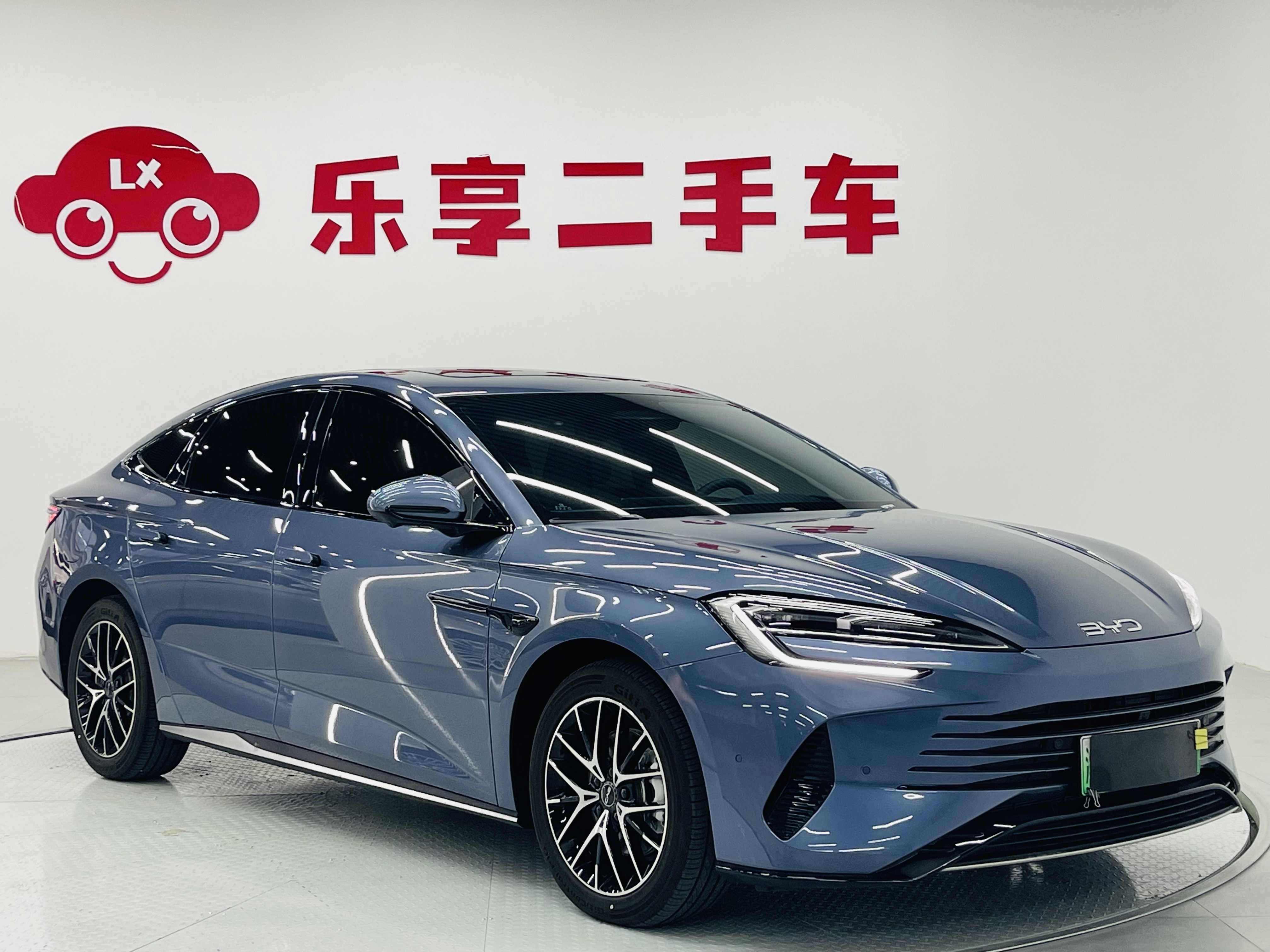 BYD Seal 07 DM-i 2025 car image #3