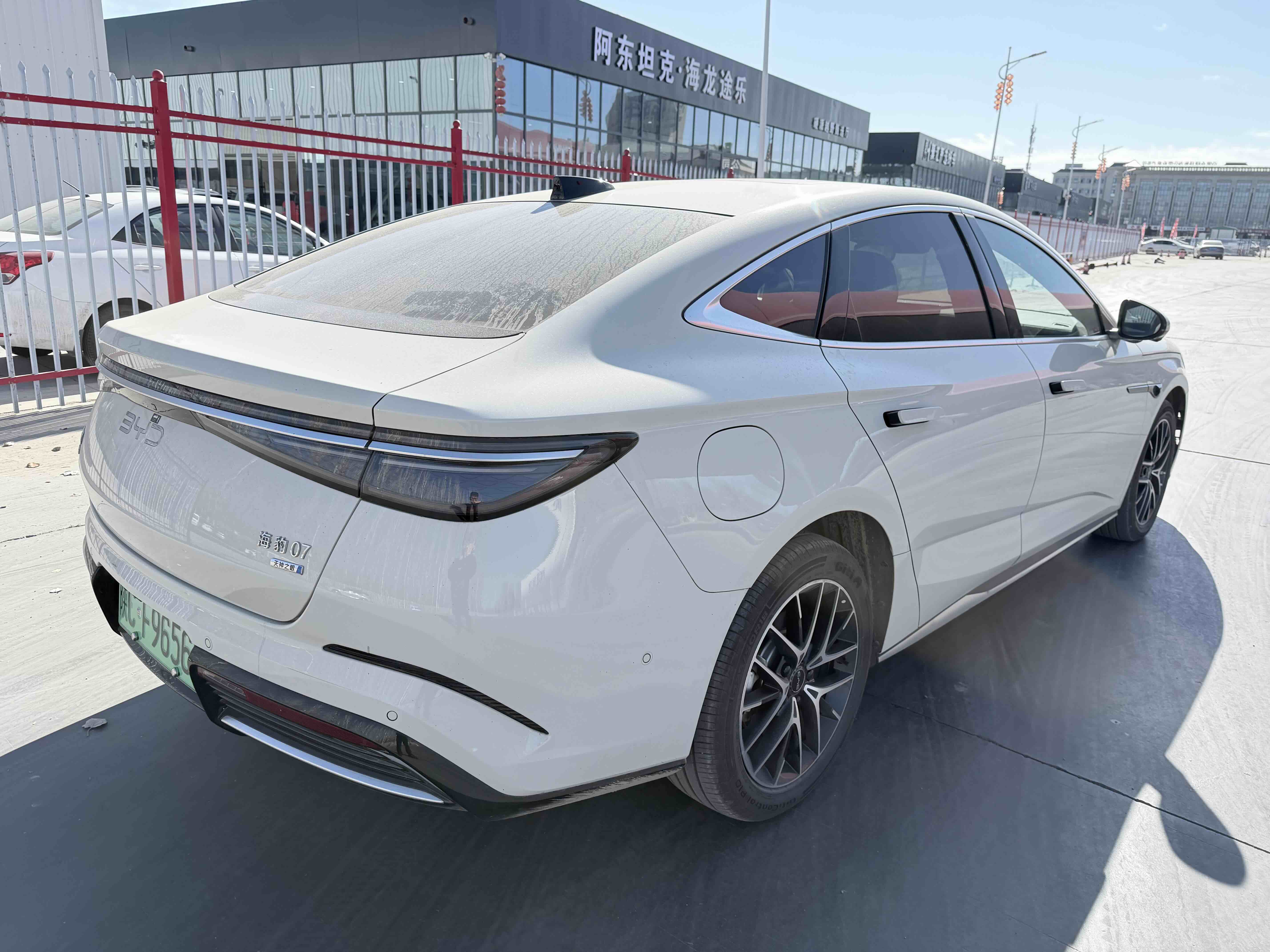 BYD Seal 07 DM-i 2025 car image #3