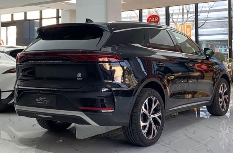 BYD Tang New Energy 2025 car image #3