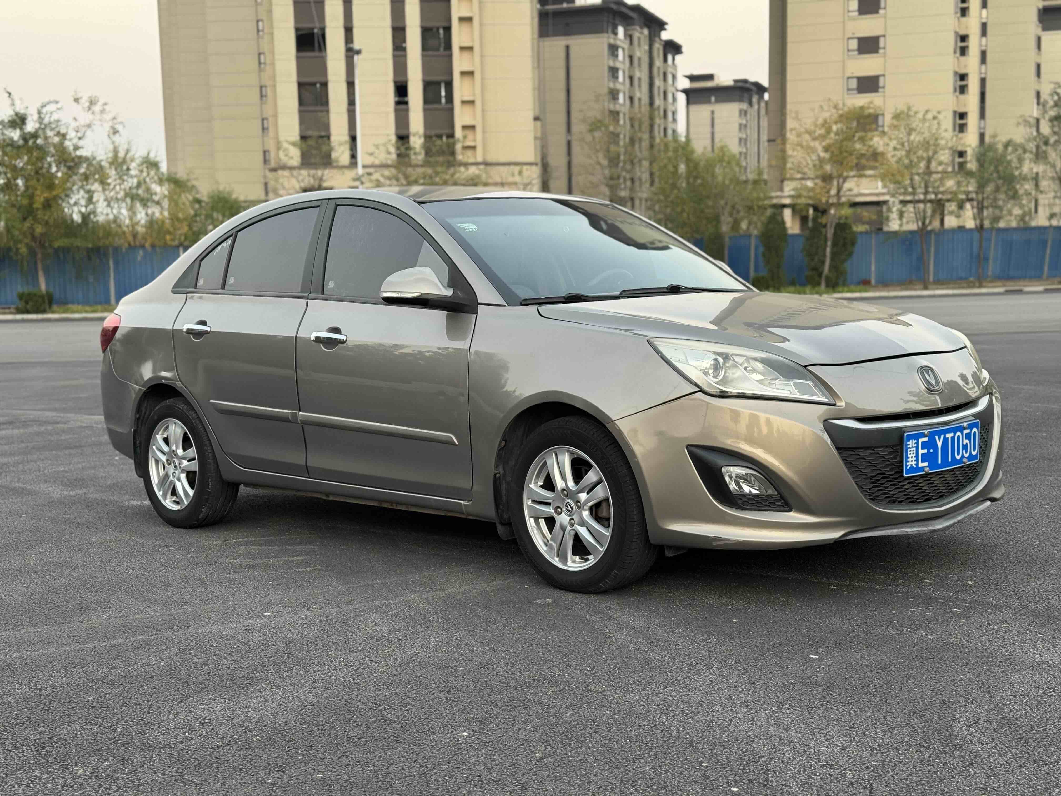 Changan Alsvin V5 2013 #3 Changan Alsvin V5 2013 car image #3