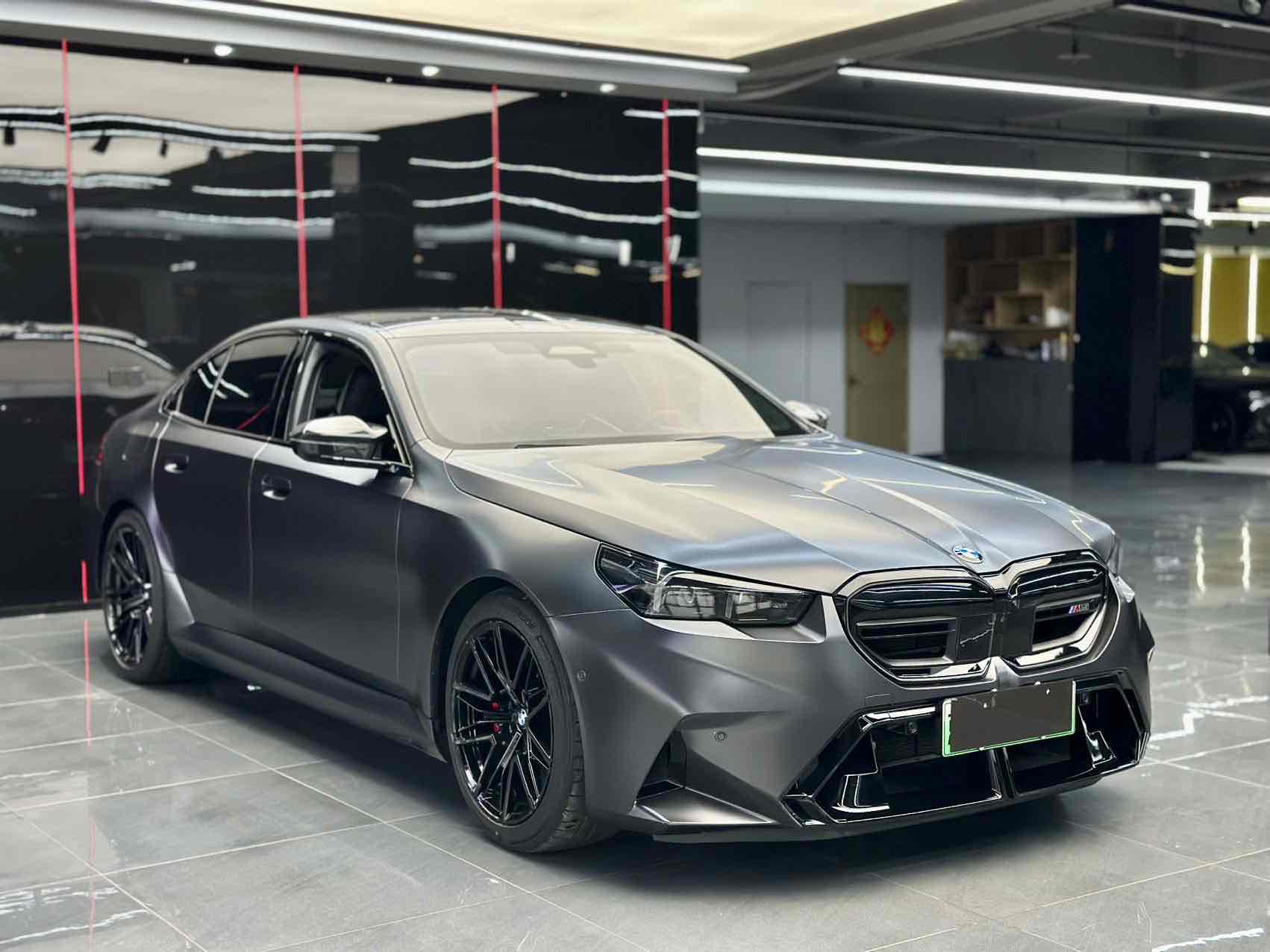 BMW M5 New Energy 2025 #3 BMW M5 New Energy 2025 car image #3