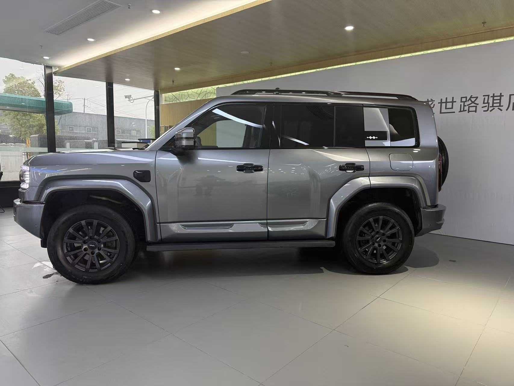 FangChengBao Leopard 5 2025 car image #3