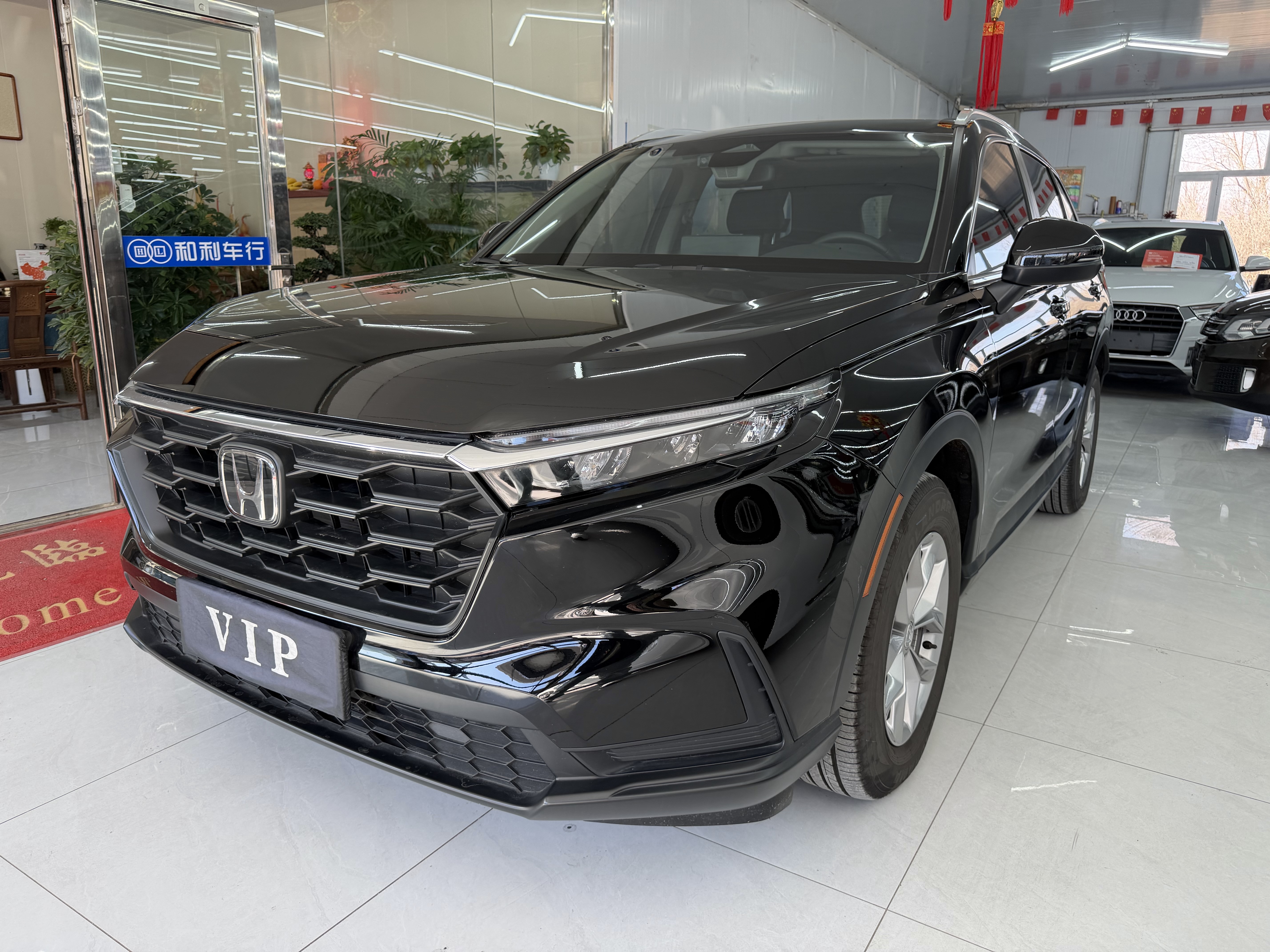 Honda CR-V 2025 car image #3