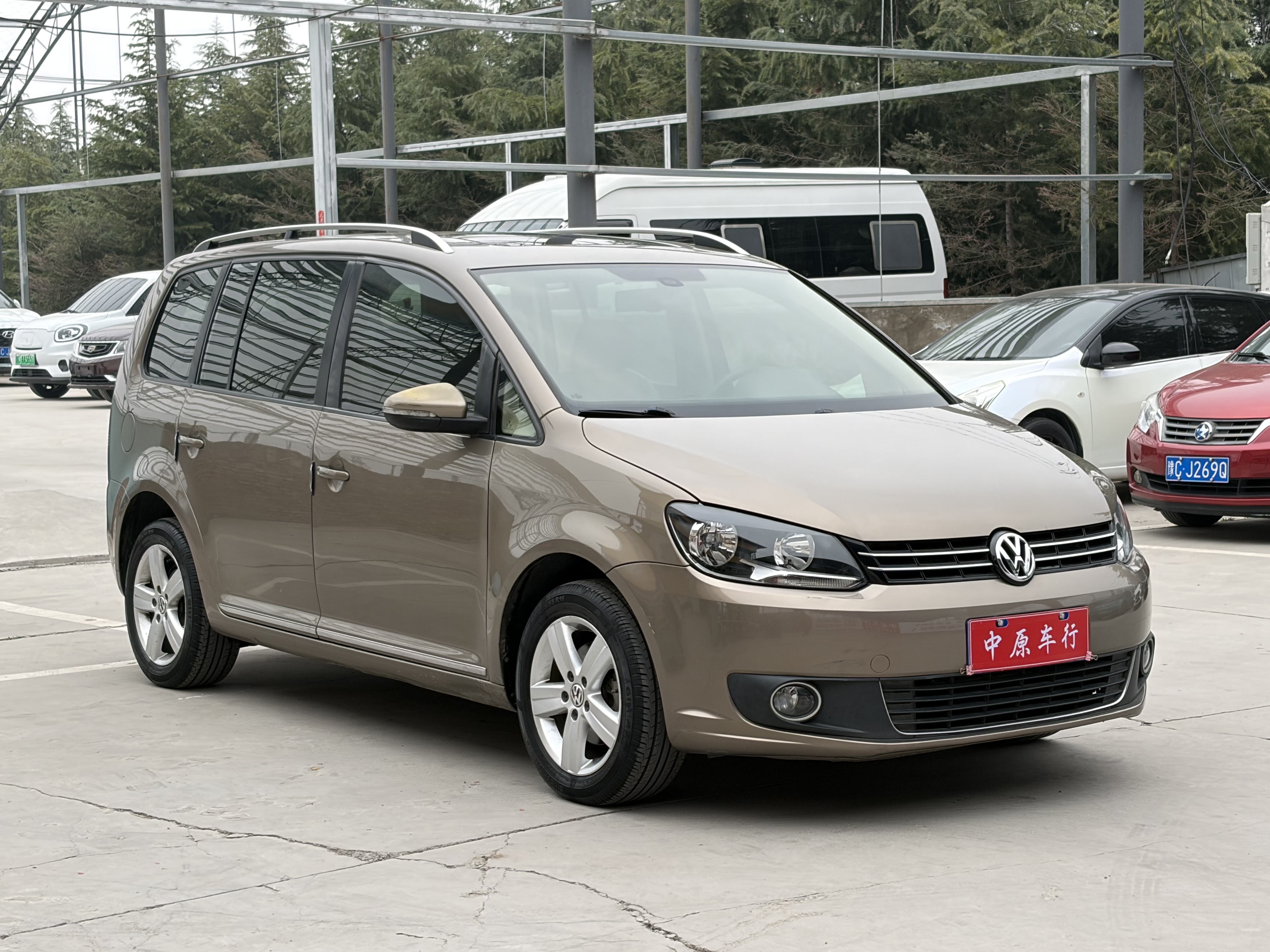 Volkswagen Touran 2015 immagine di auto #3
