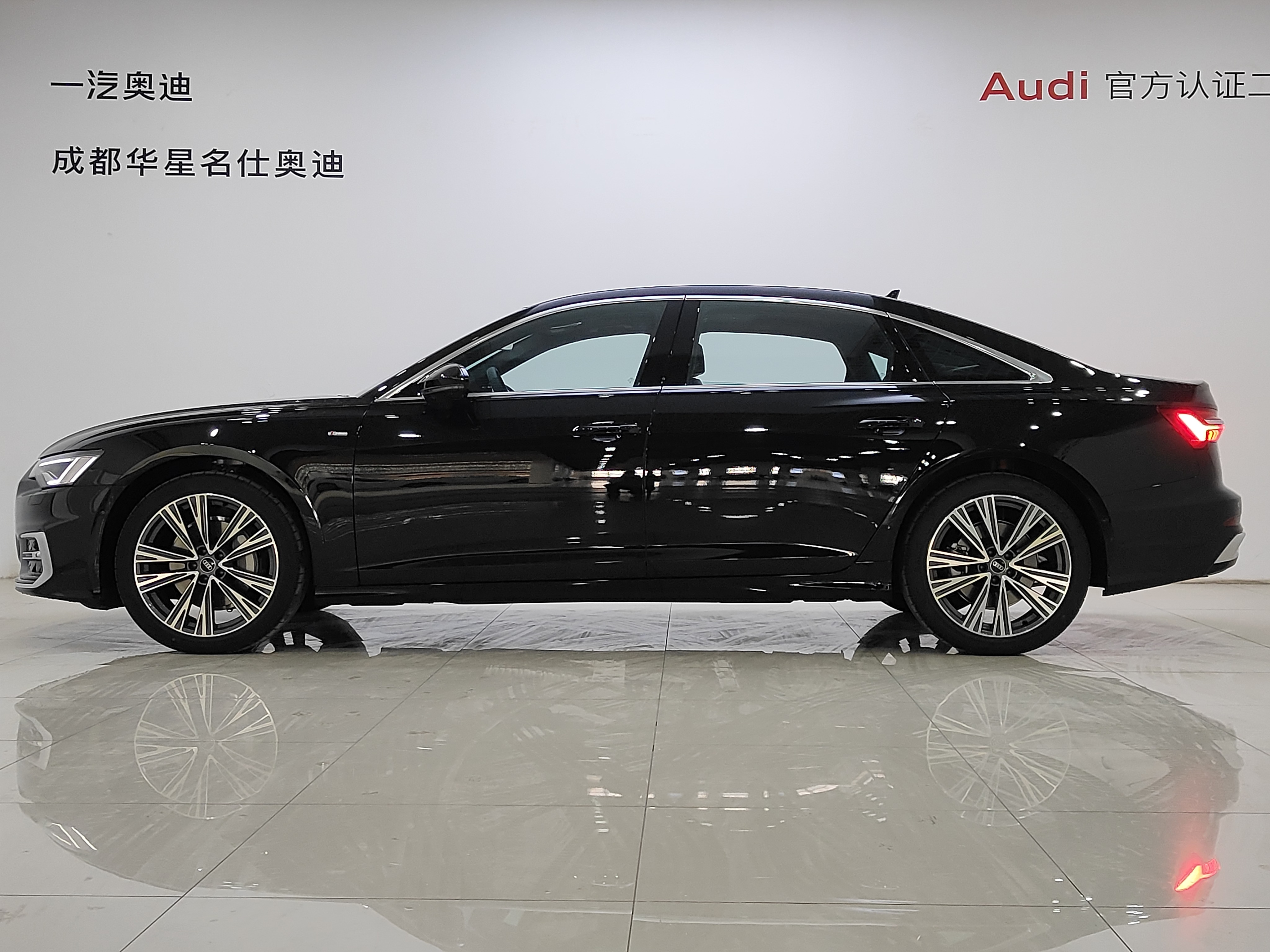 Audi A6L 2025 #3 Audi A6L 2025 car image #3