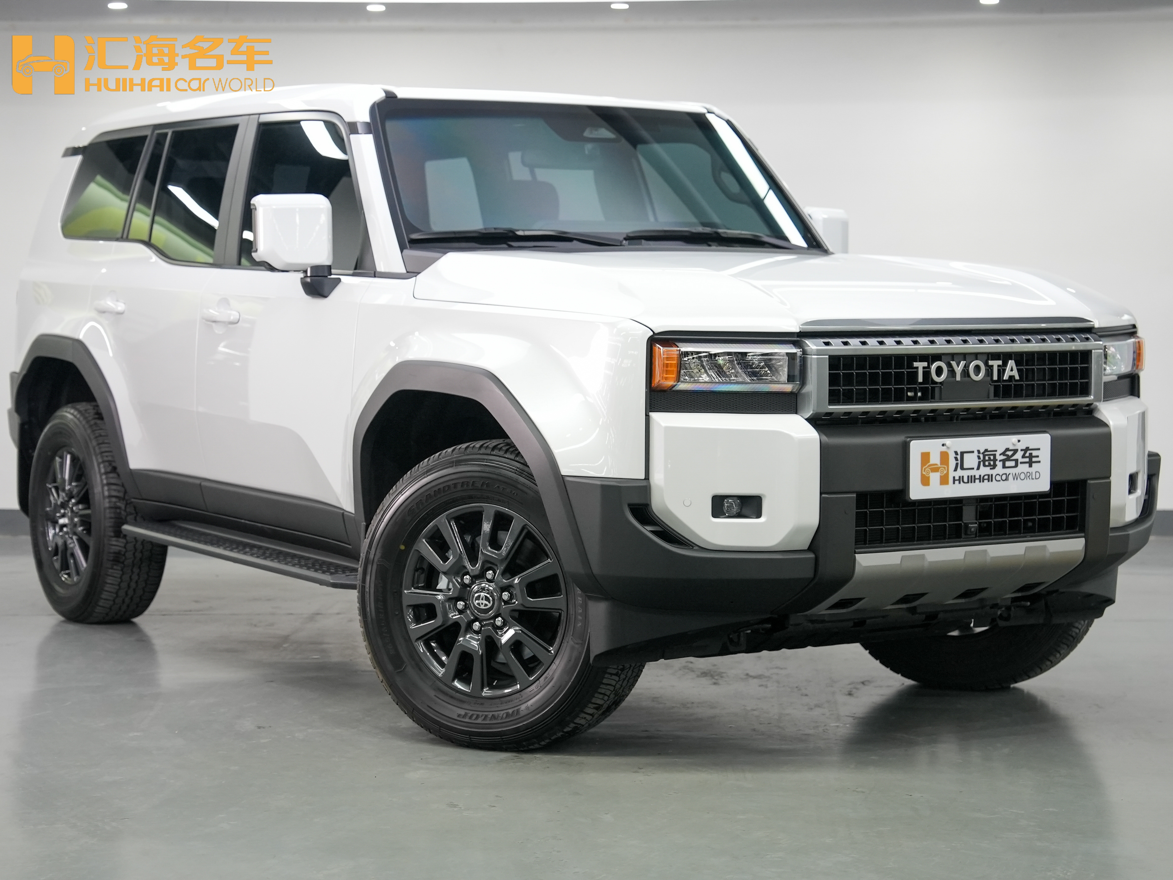 Toyota Land Cruiser Prado 2025 #3 Toyota Land Cruiser Prado 2025 car image #3