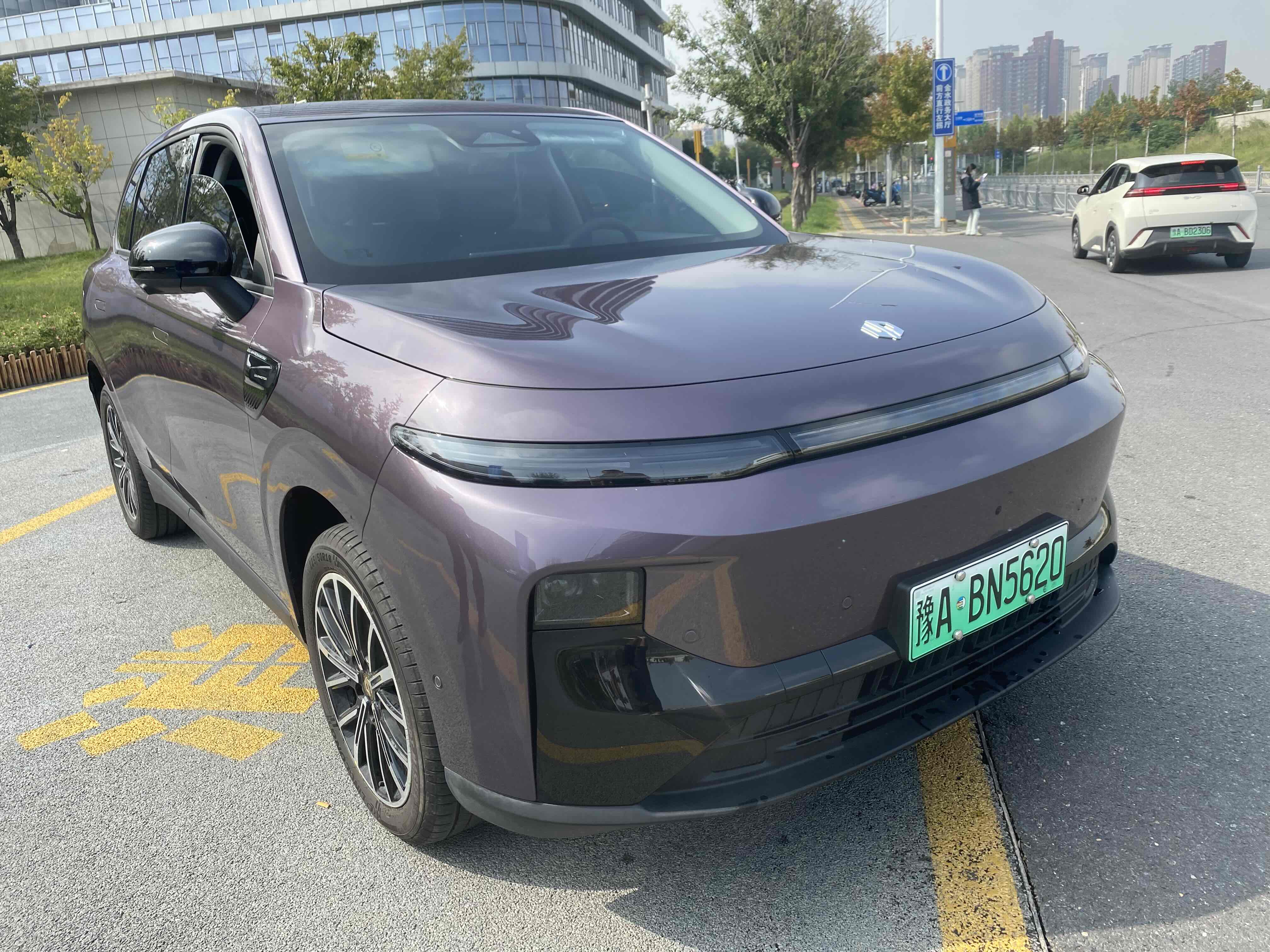 零跑汽车 零跑B10 2025 汽车图片 #3