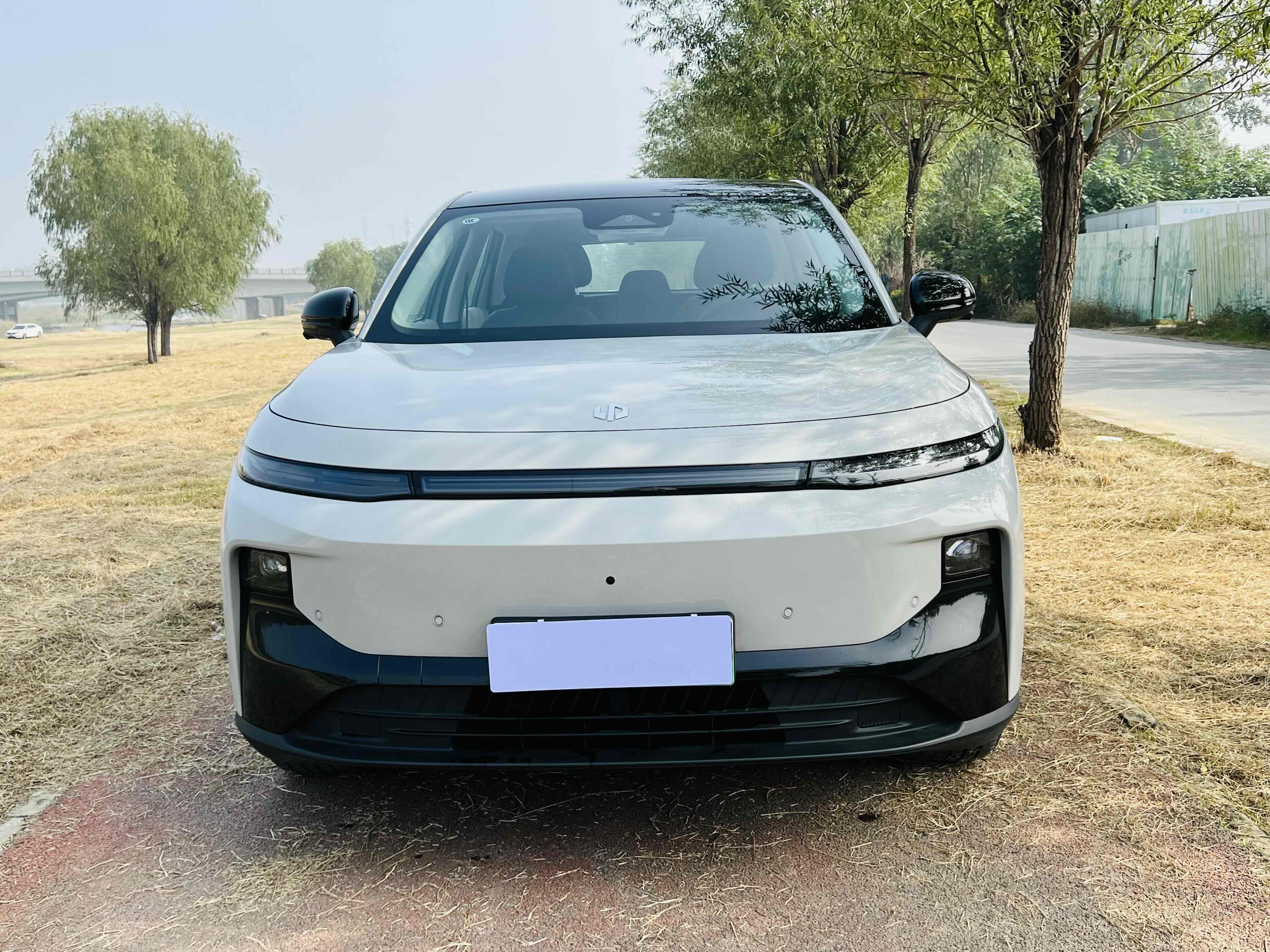 零跑汽车 零跑B10 2025 汽车图片 #3