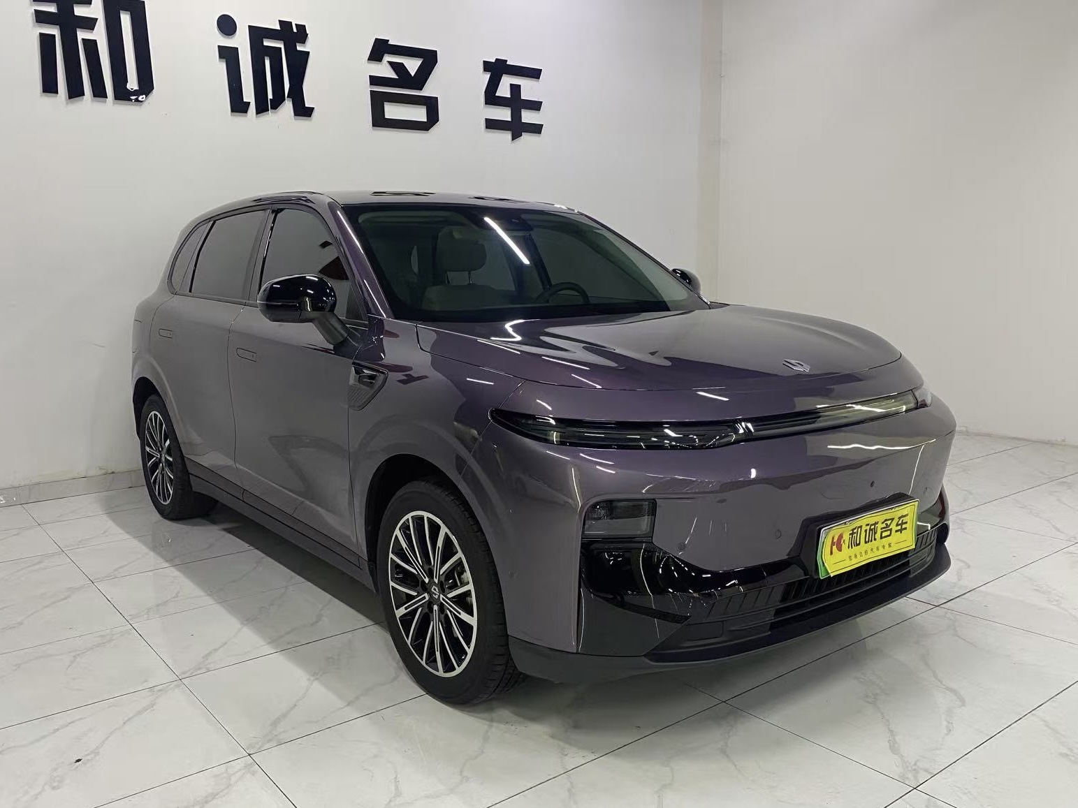 零跑汽车 零跑B10 2025 汽车图片 #3