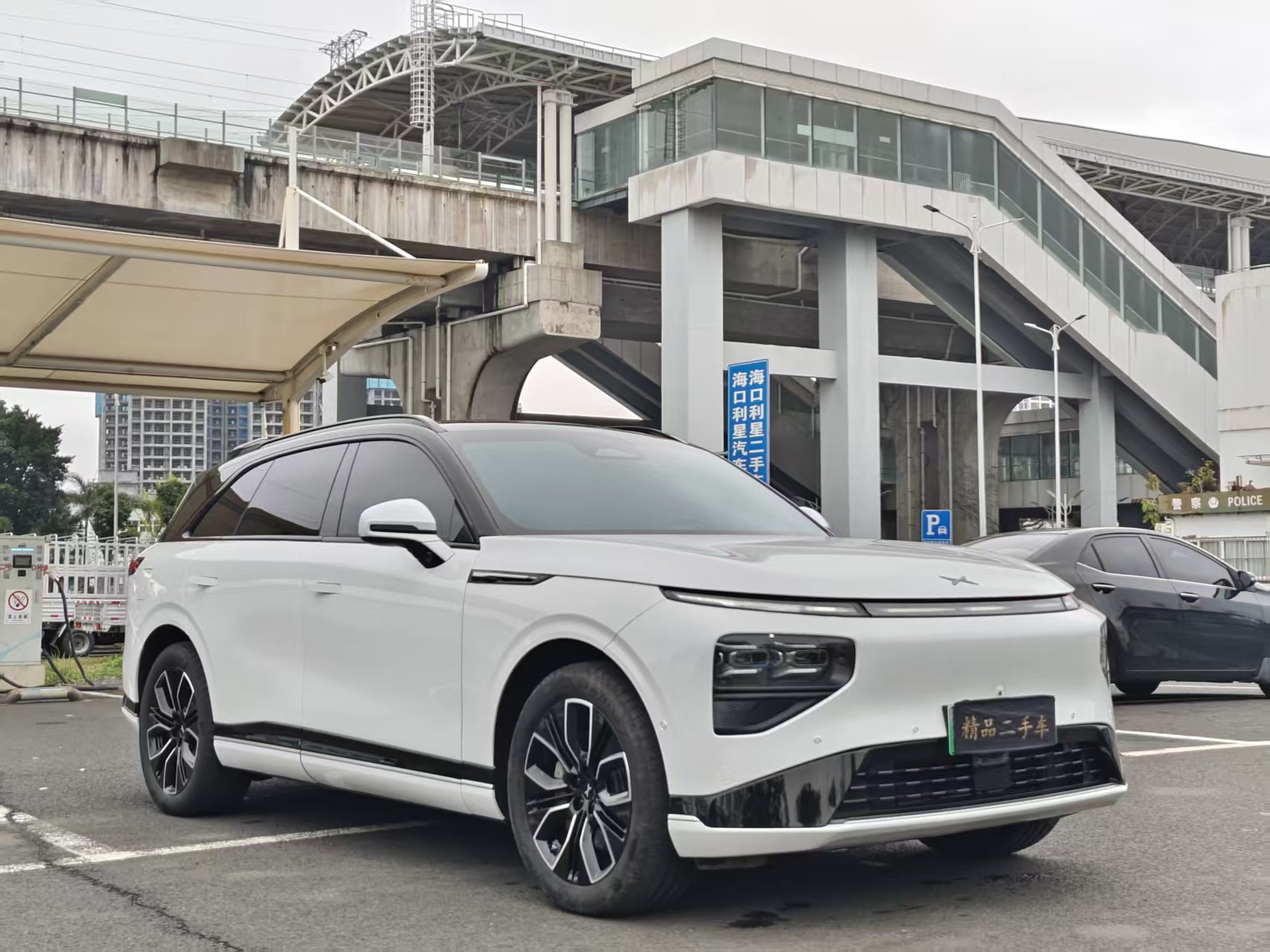 Xpeng G9 2025 immagine di auto #3