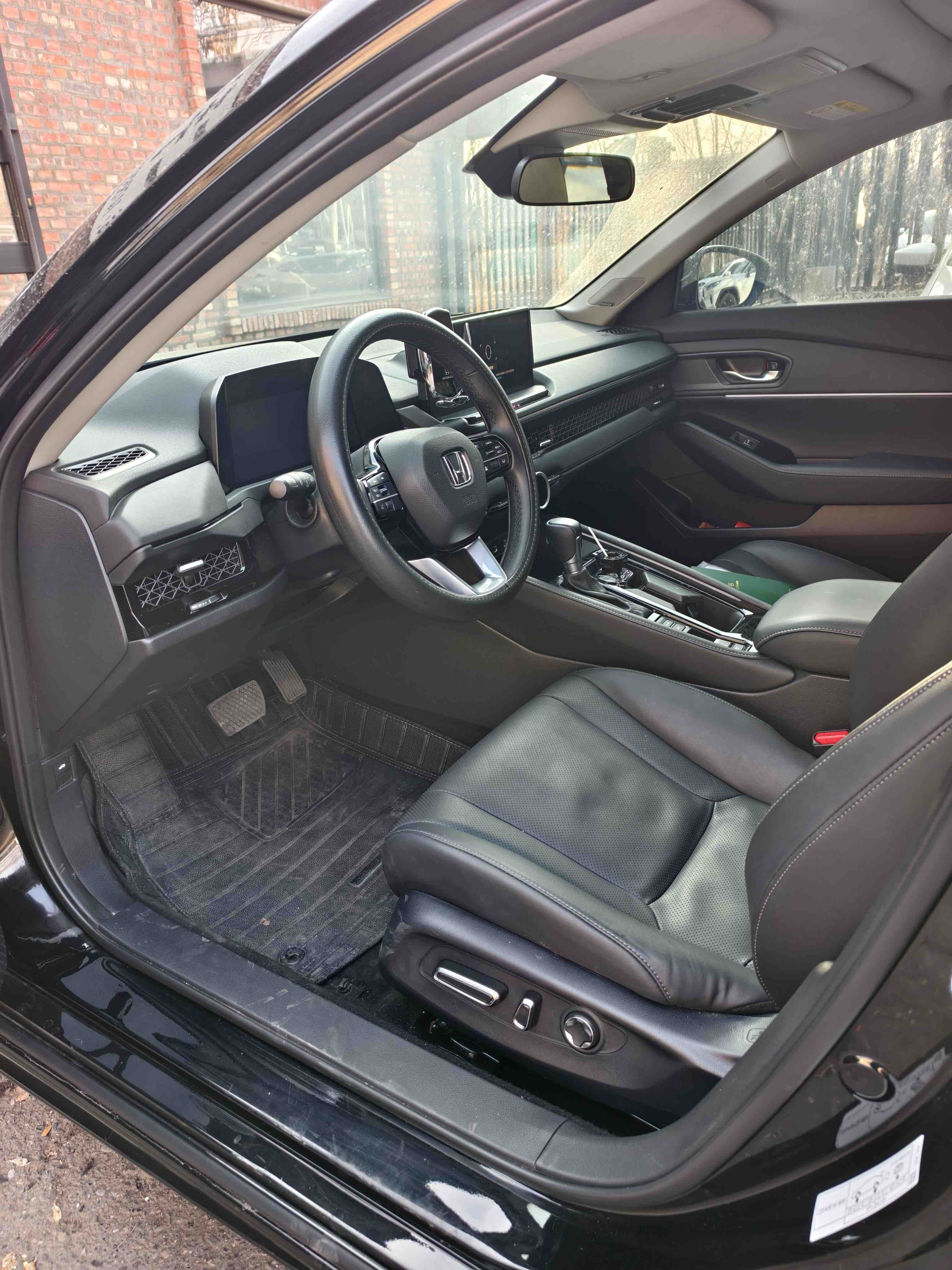 Honda Accord 2025 car image #3