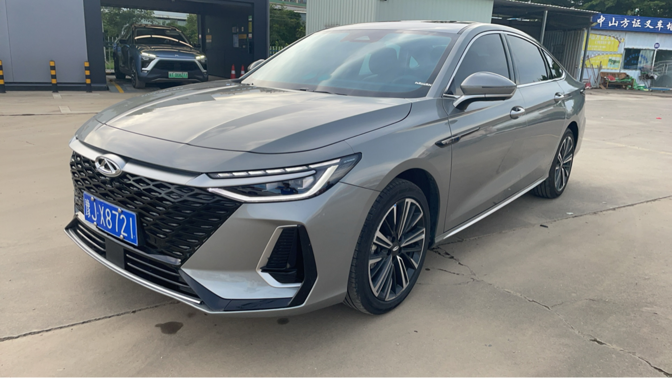 Chery Arrizo 8 Pro 2025 #3 Chery Arrizo 8 Pro 2025 car image #3