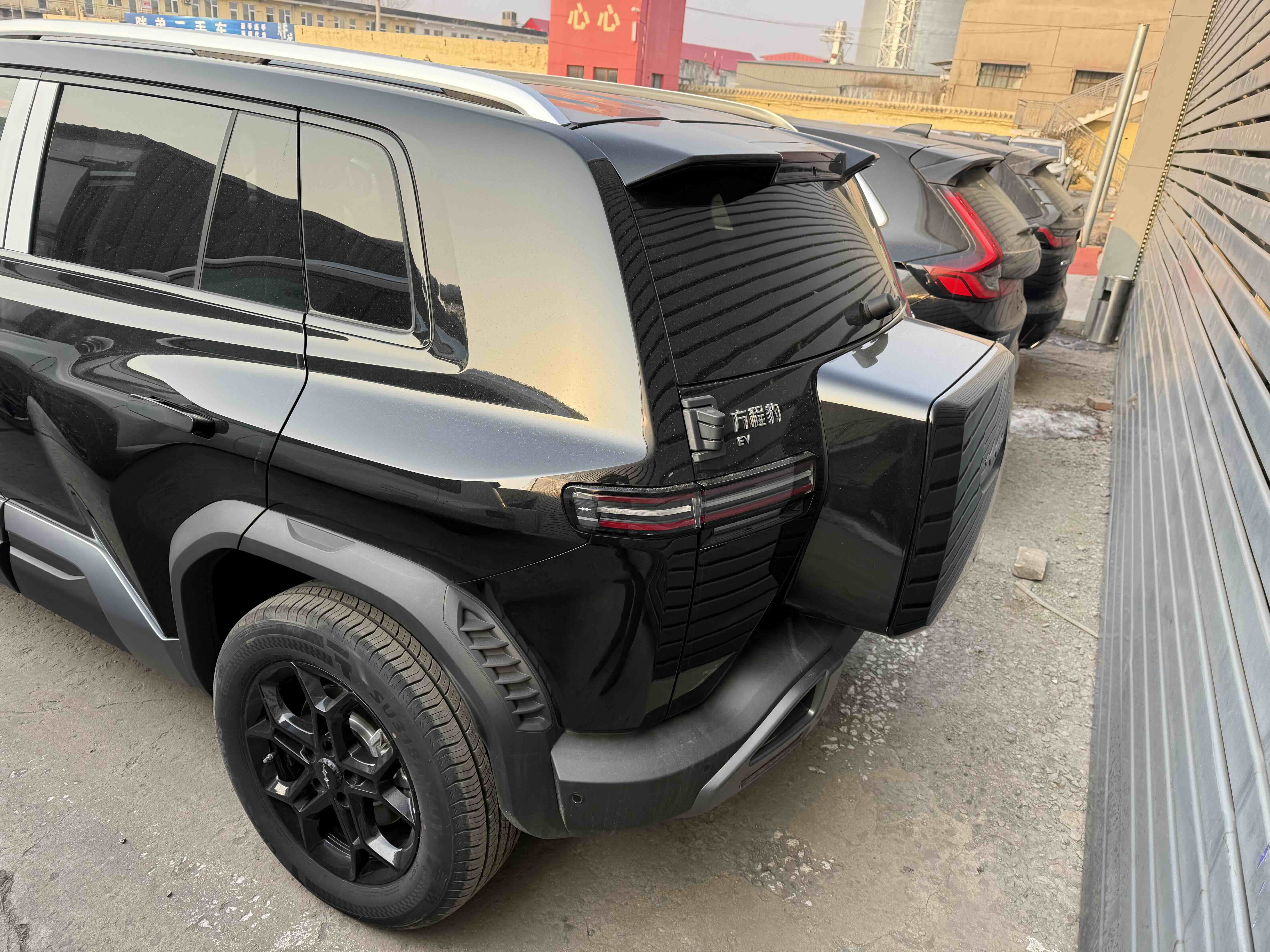 FangChengBao Tiger 3 2026 car image #3