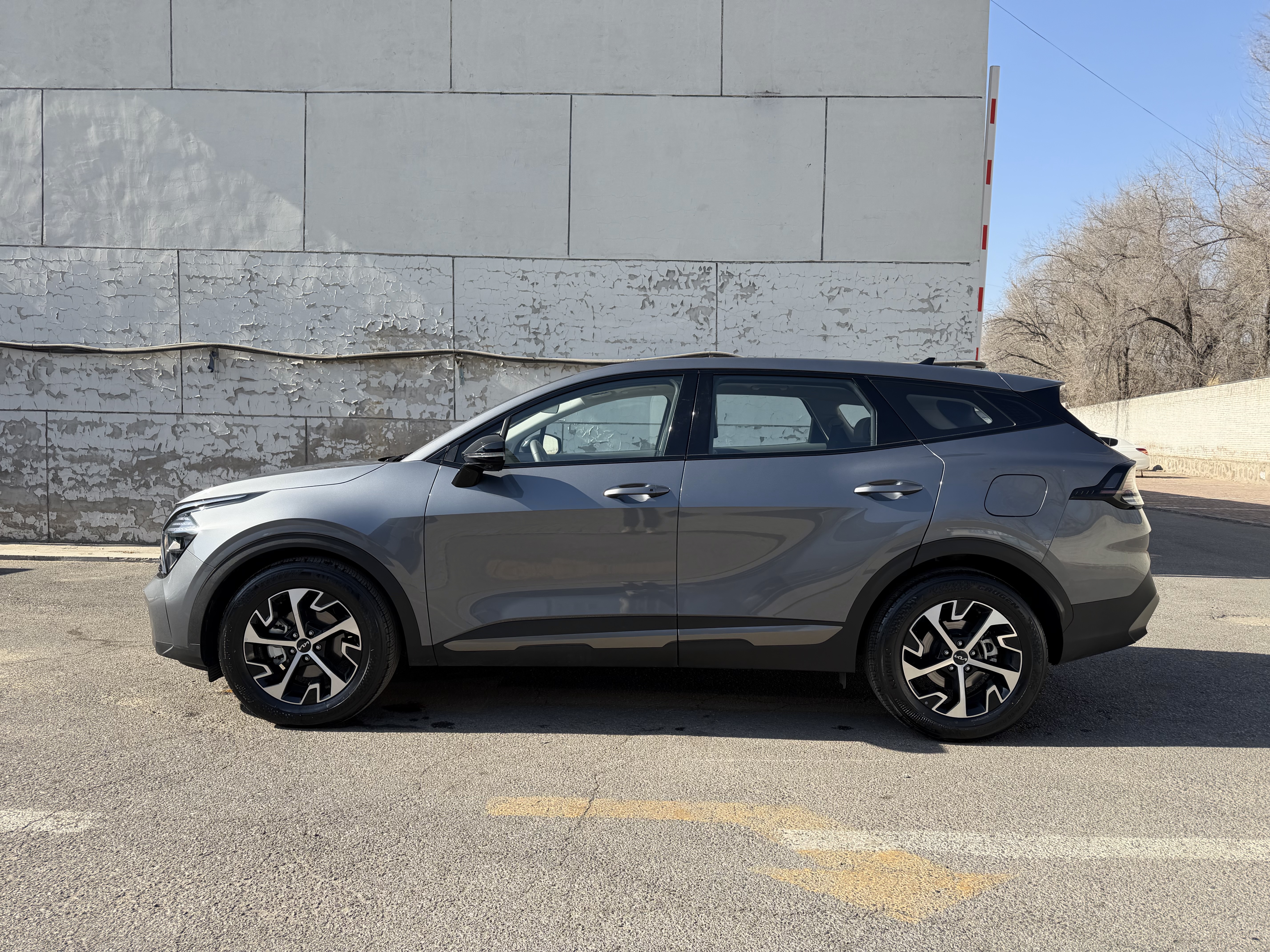 起亚 狮铂拓界 2025 汽车图片 #3