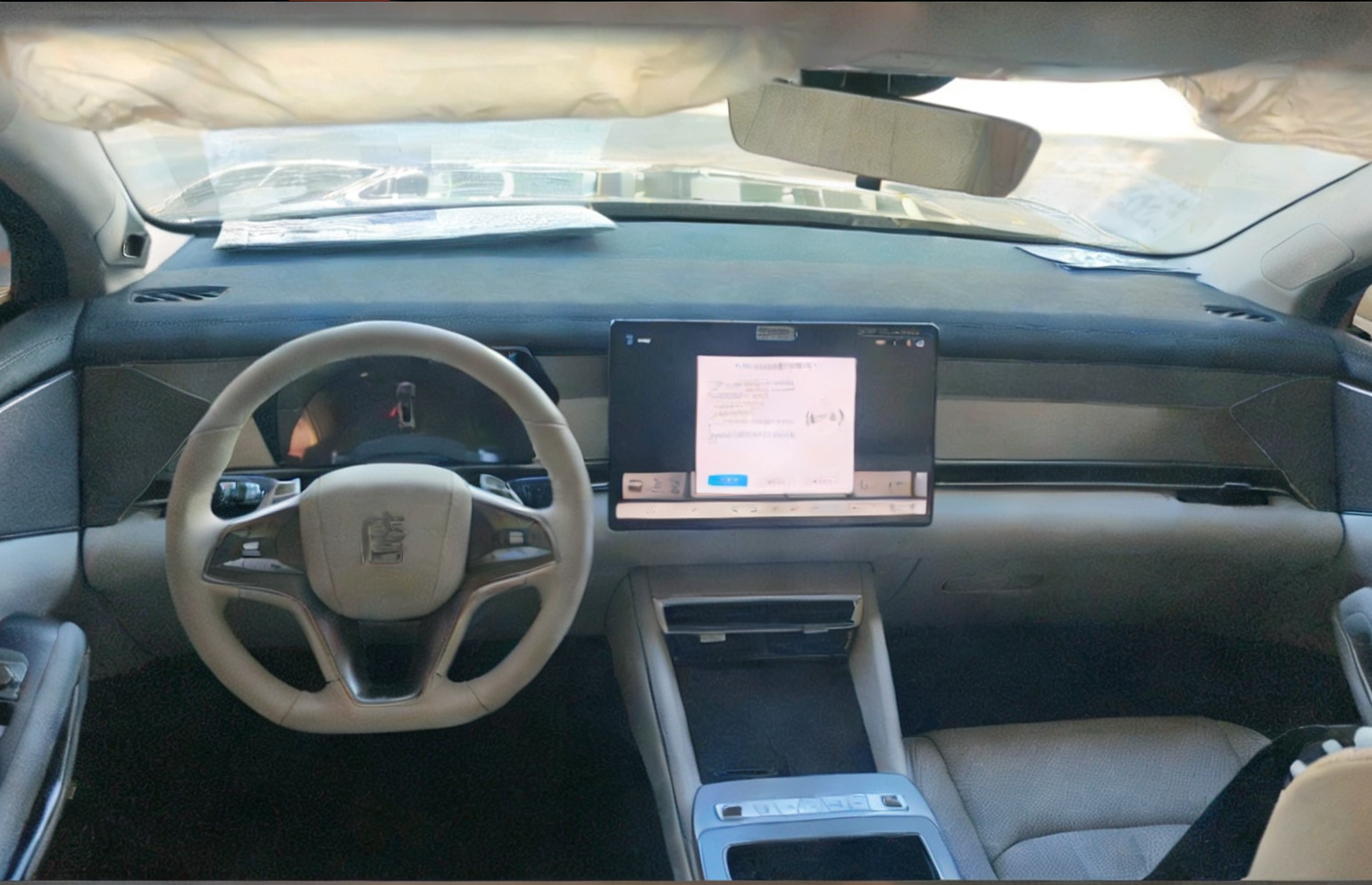 BYD Tang L 2025 #3 BYD Tang L 2025 صورة سيارة #3