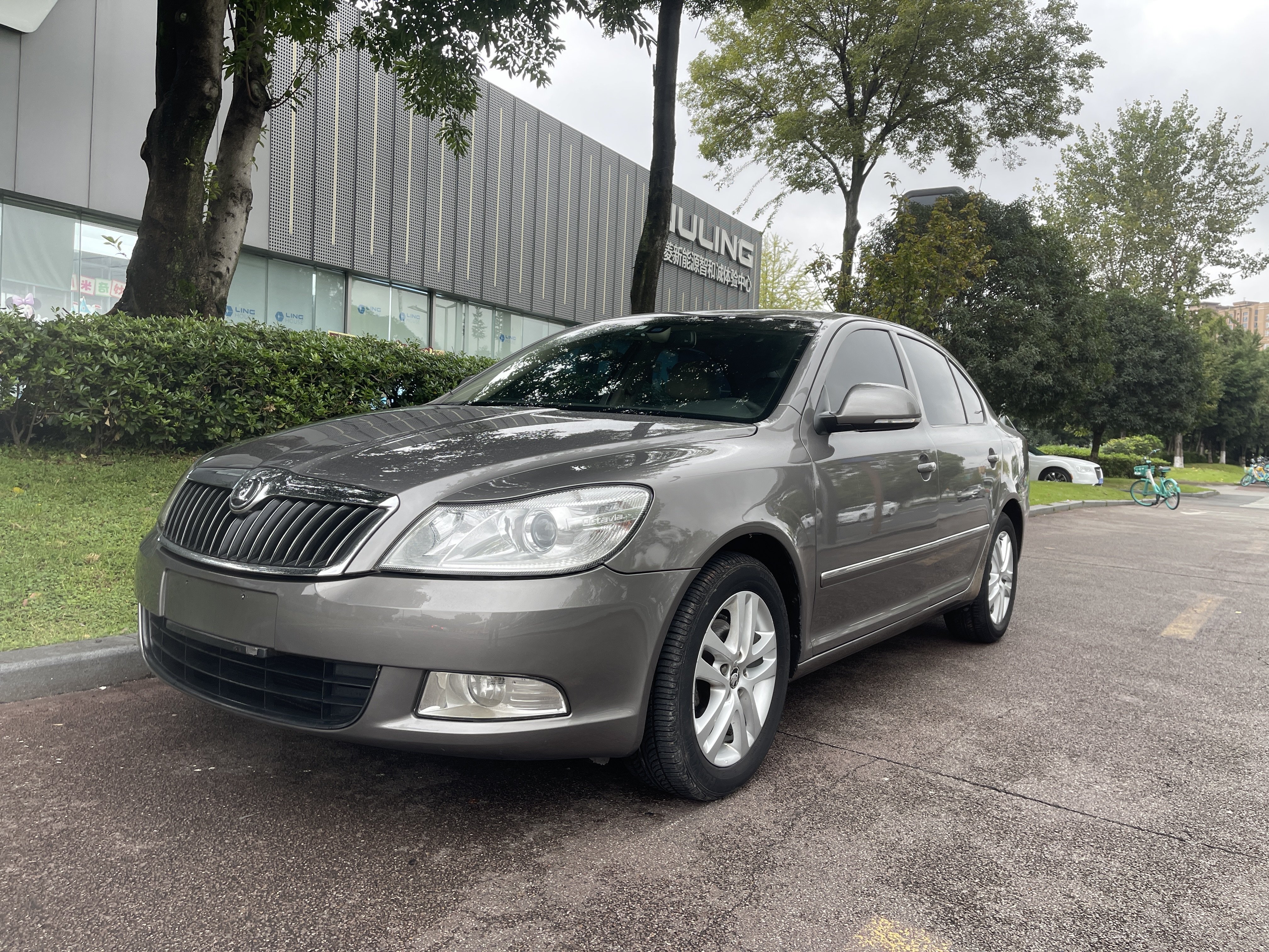 Skoda Octavia 2013 #3 Skoda Octavia 2013 car image #3
