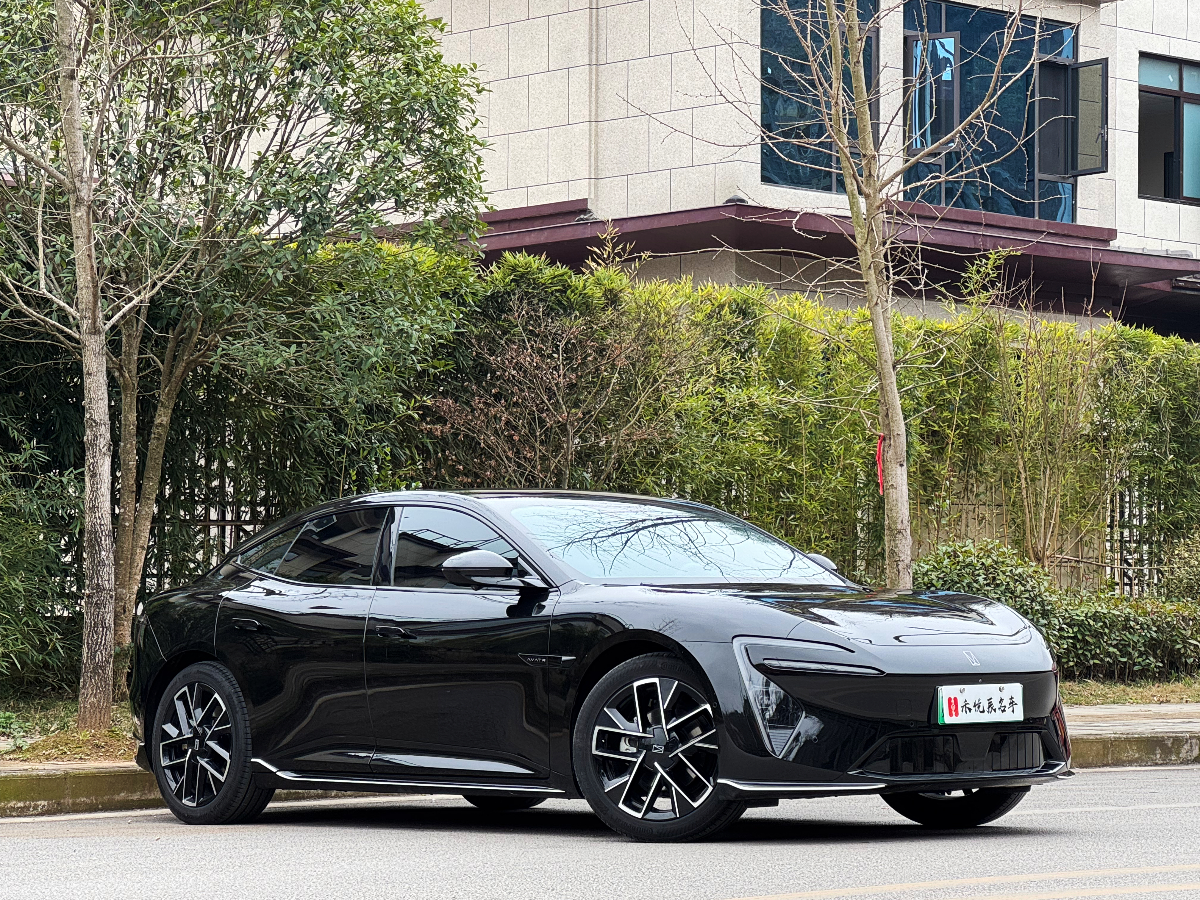 Avatr 06 2025 #3 Avatr 06 2025 car image #3