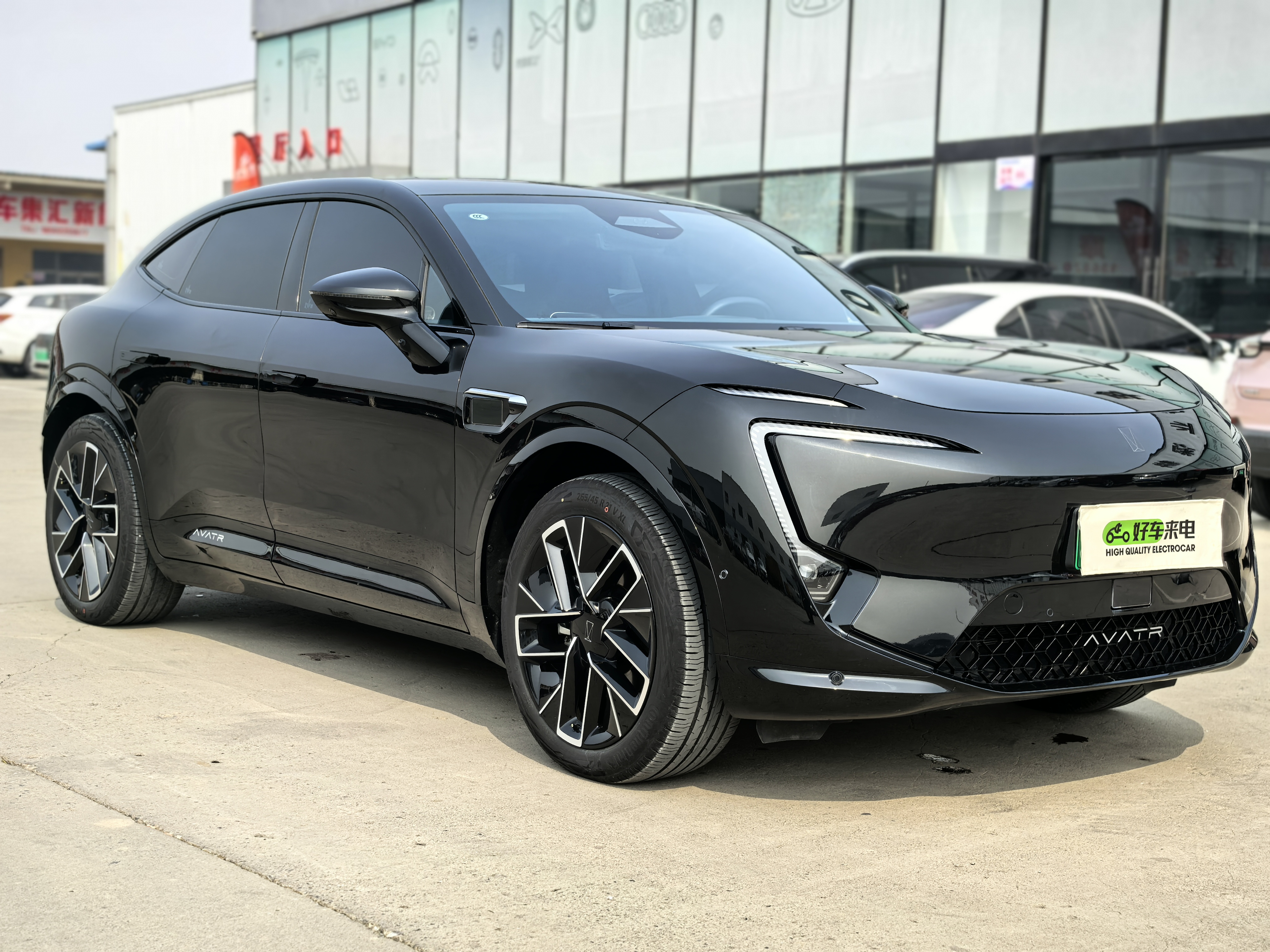 阿维塔 阿维塔11 2025 汽车图片 #3