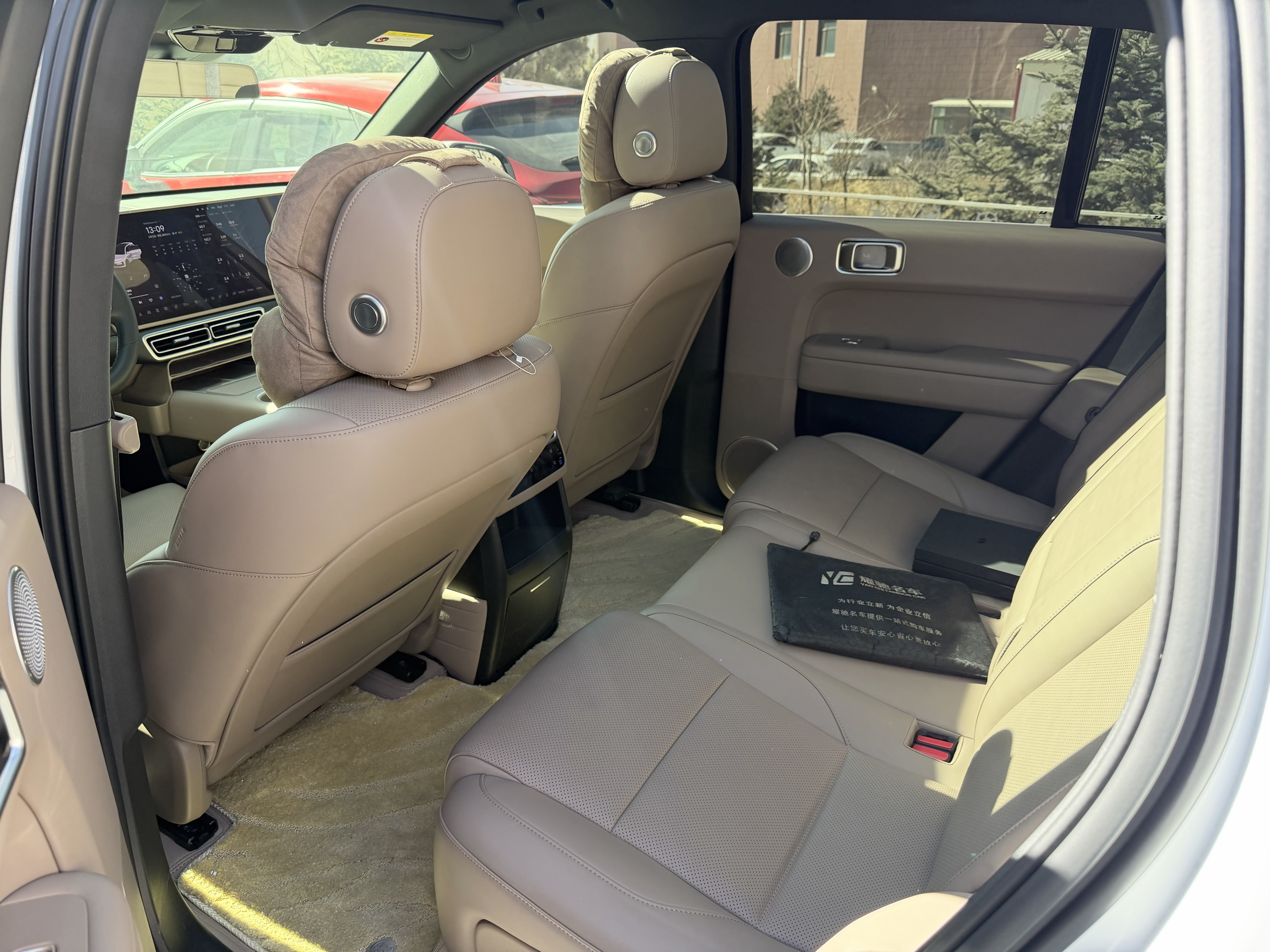 Li L6 2025 صورة سيارة #3