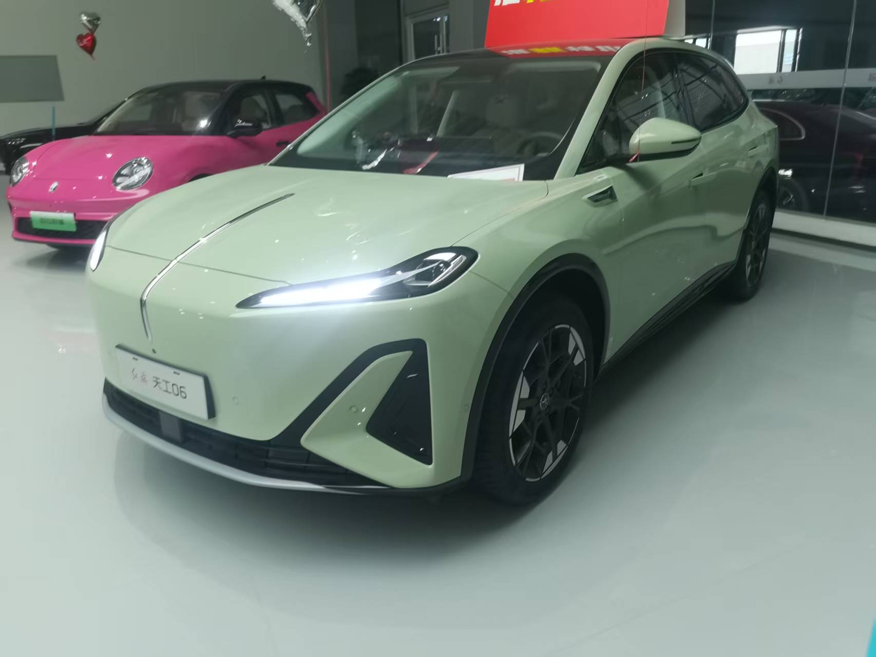 HongQi TianGong 06 2025 car image #3