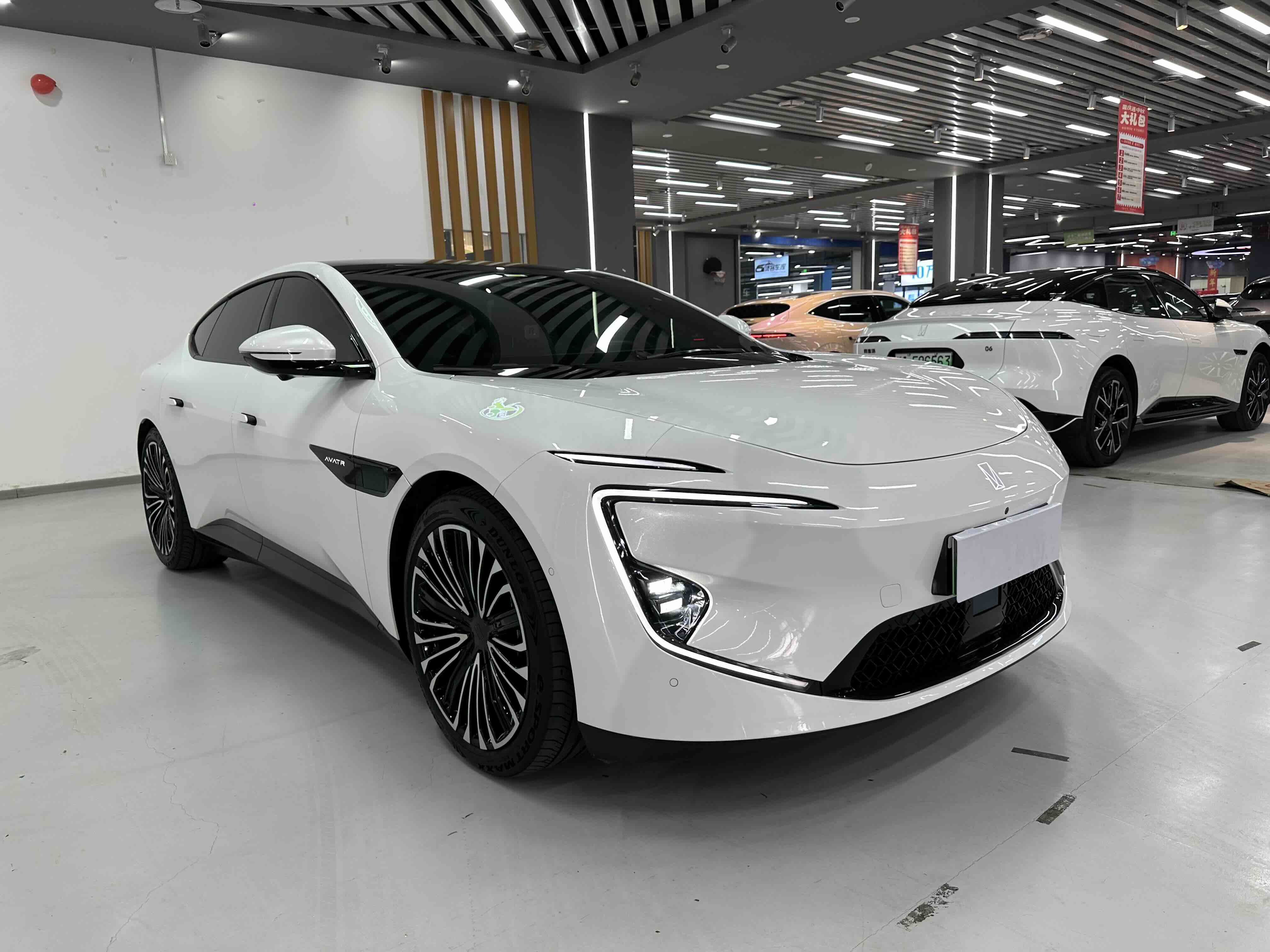 Avatr 12 2025 immagine di auto #3